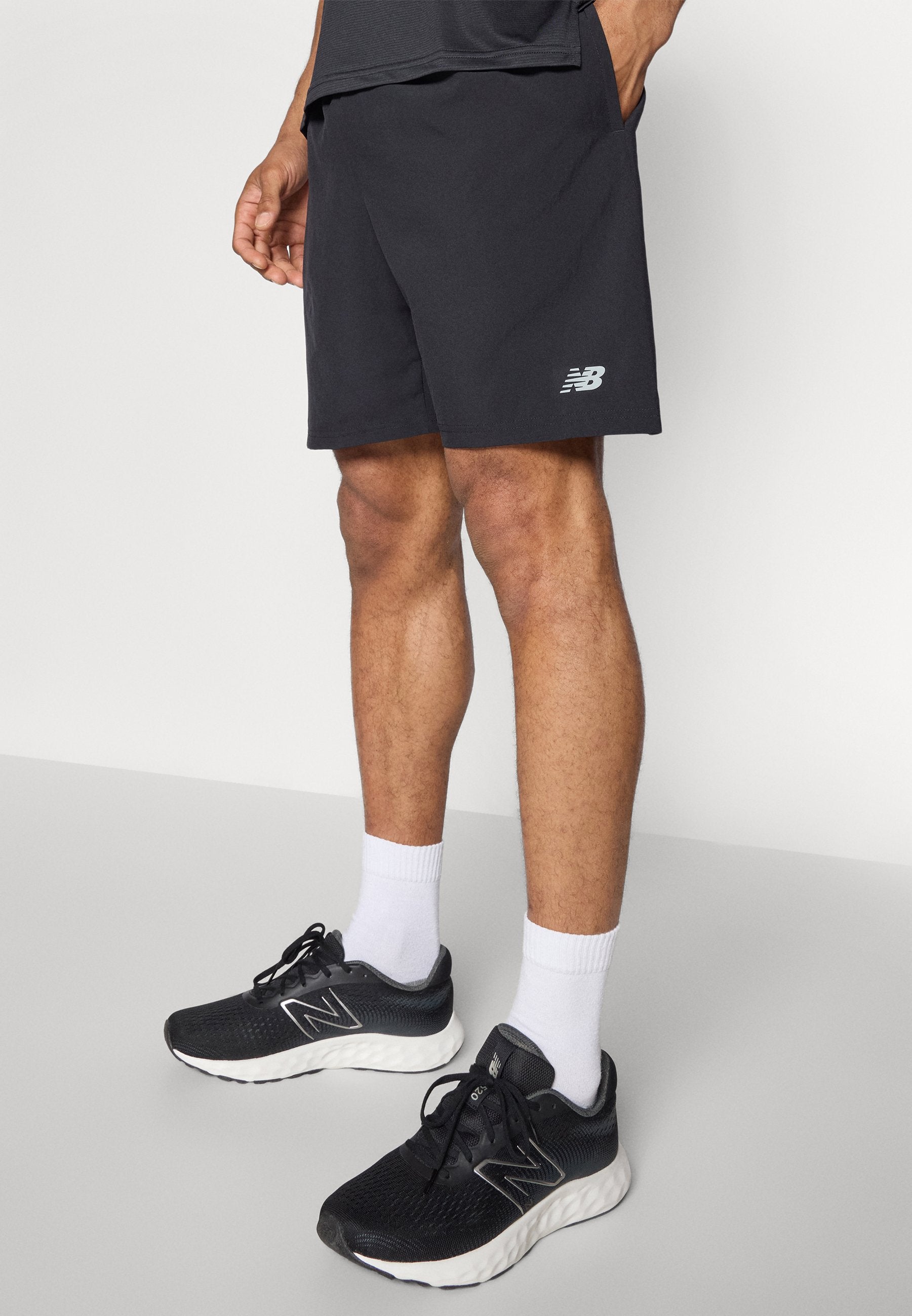 SHORT ESSENTIELS DE SPORT - Short de sport - noir