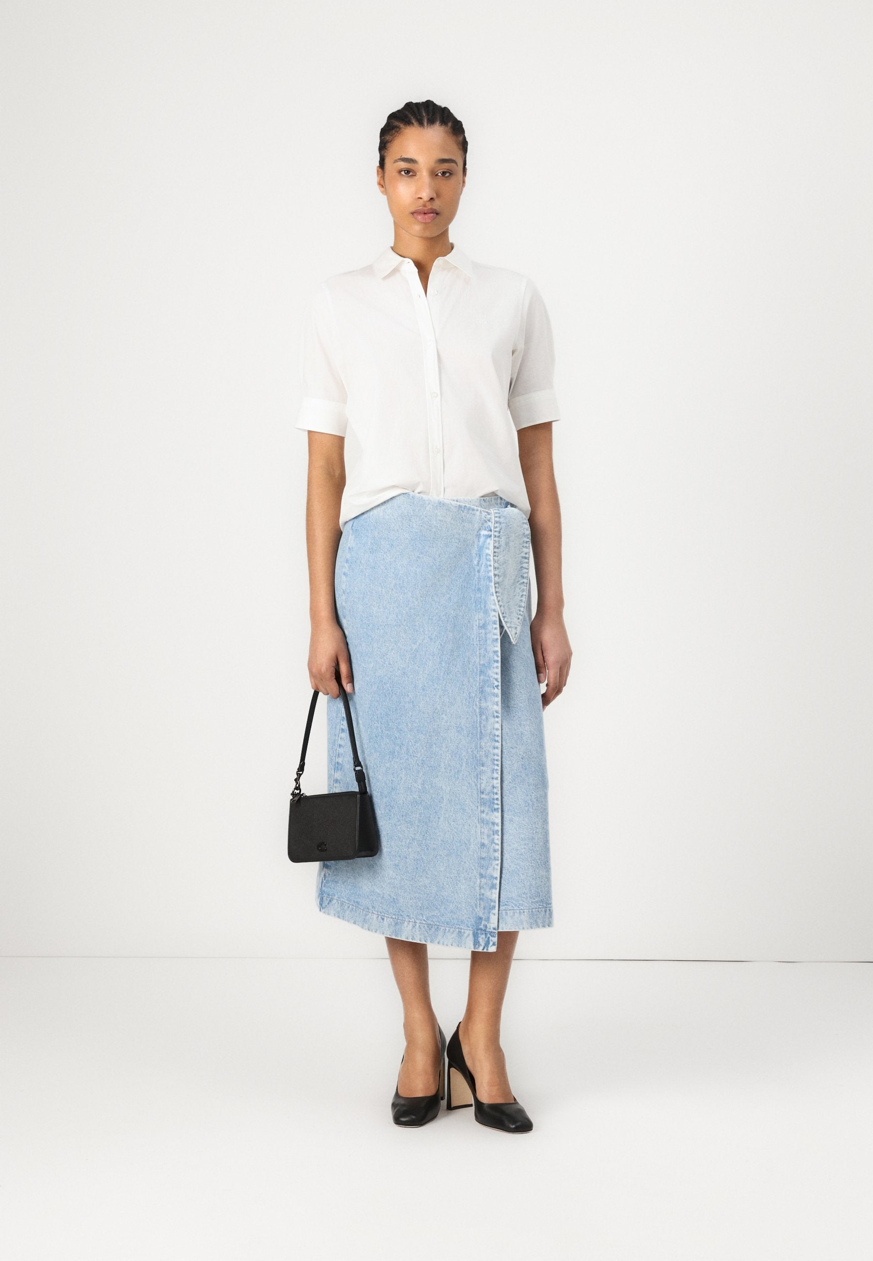 THE SUMMER SHIRT - Button-down blouse - white