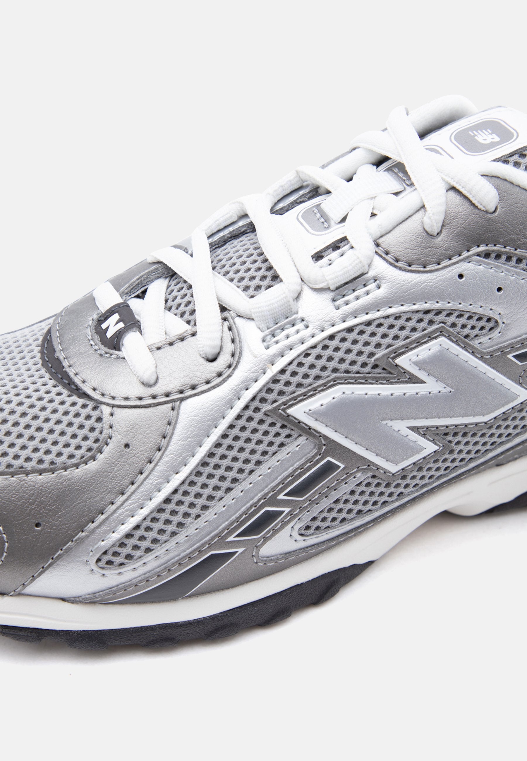 U204L UNISEX - Trainers - dark silver-coloured metallic/slate grey