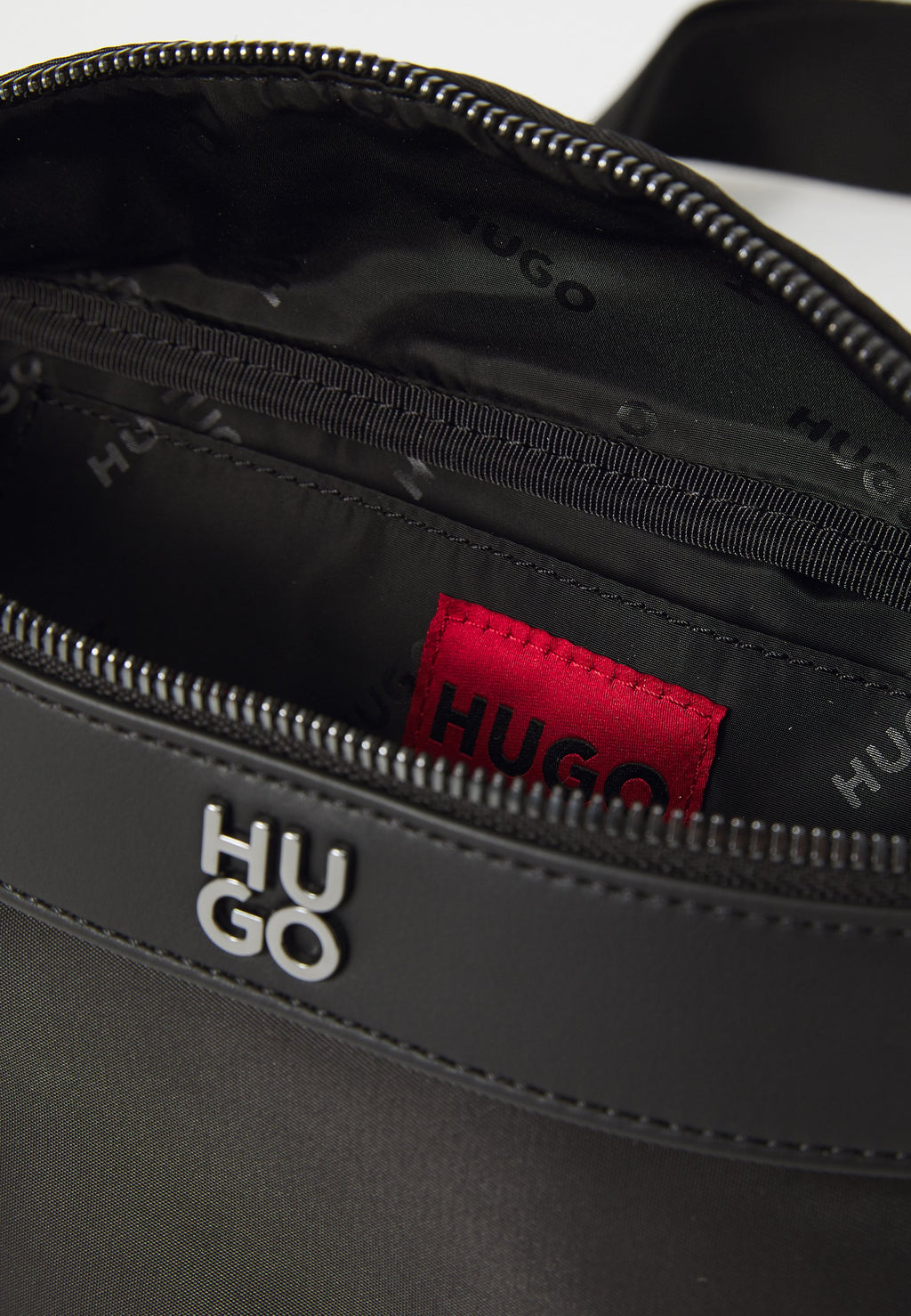 QUANTIC BUMBAG - Cross body bag - black
