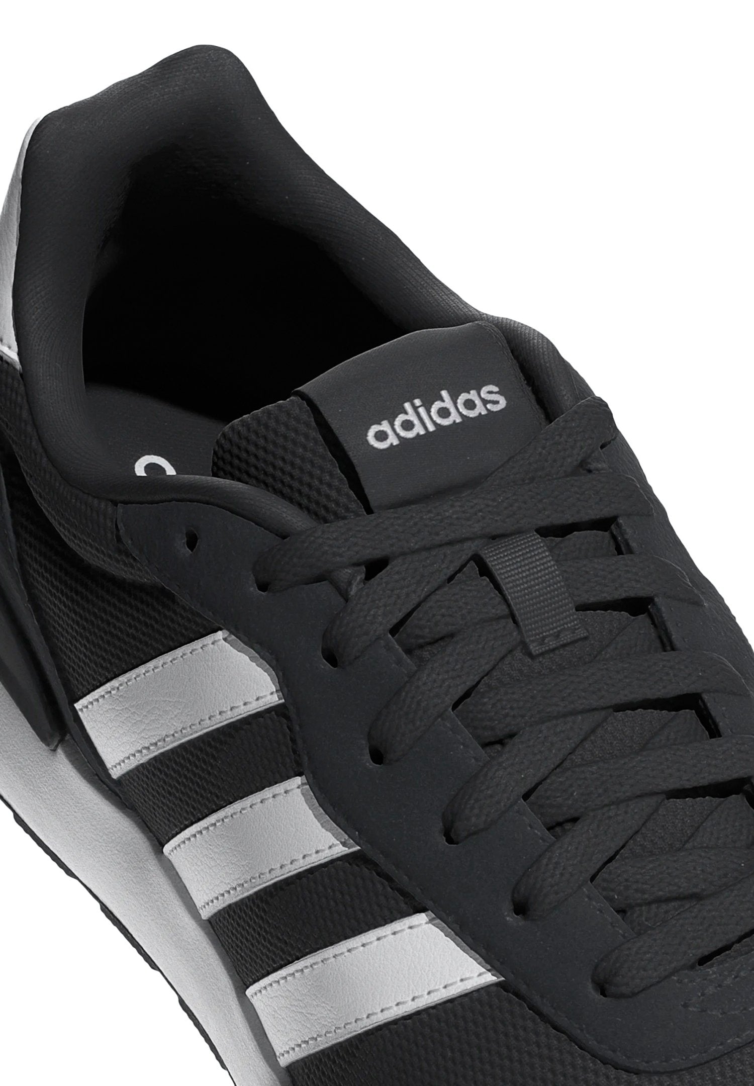 Trainers - core black cloud white core black