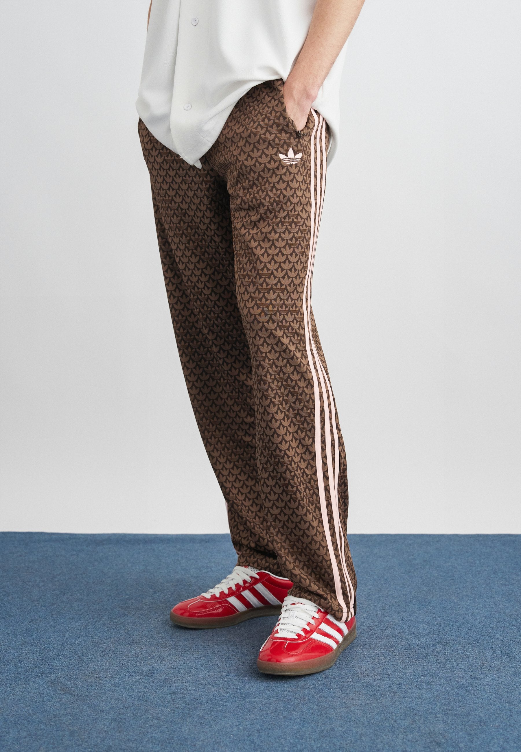 FIREBIRD MONOGRAM - Tracksuit bottoms - aurora coffee/earth strata/sandy pink