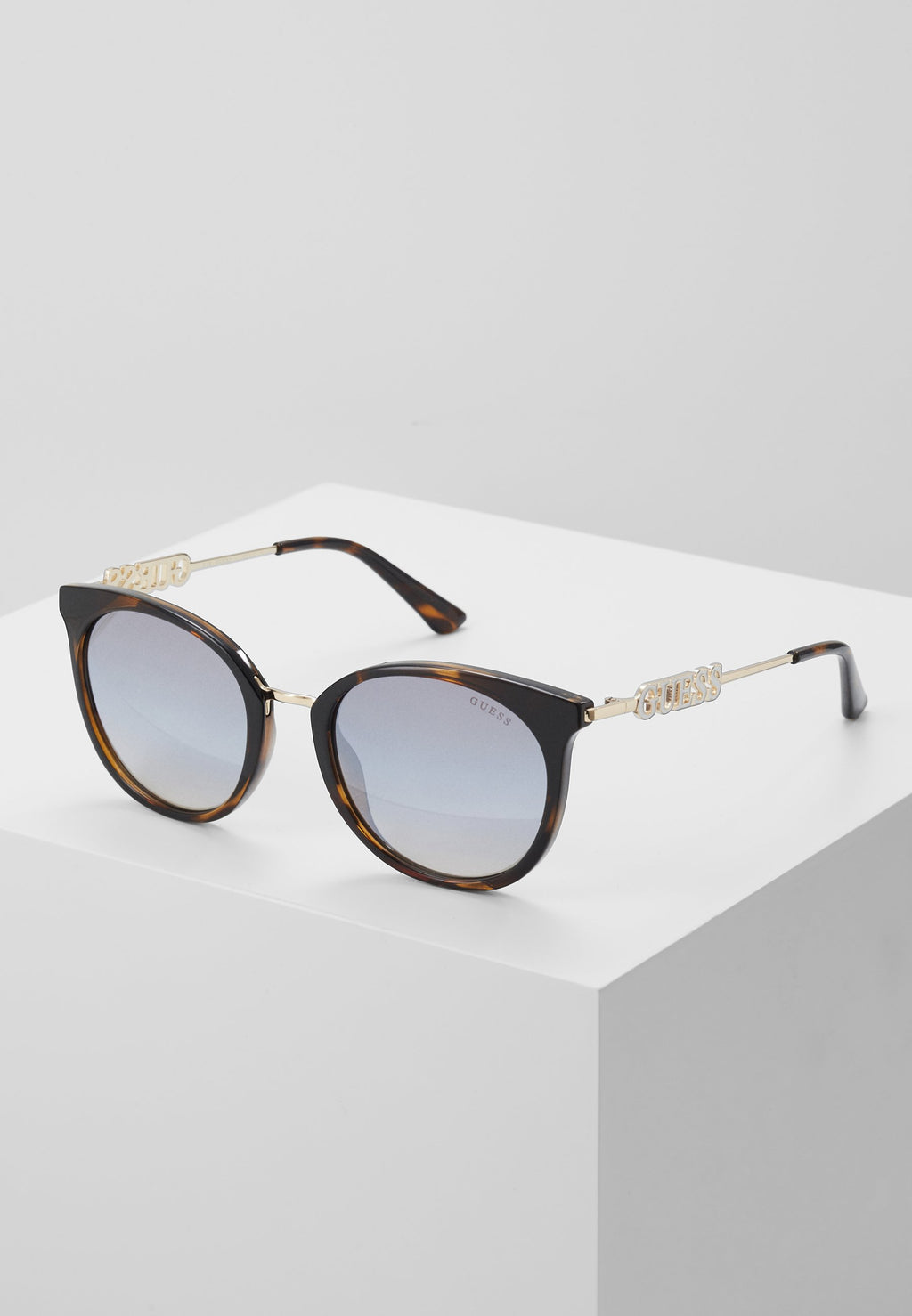 Sunglasses - black