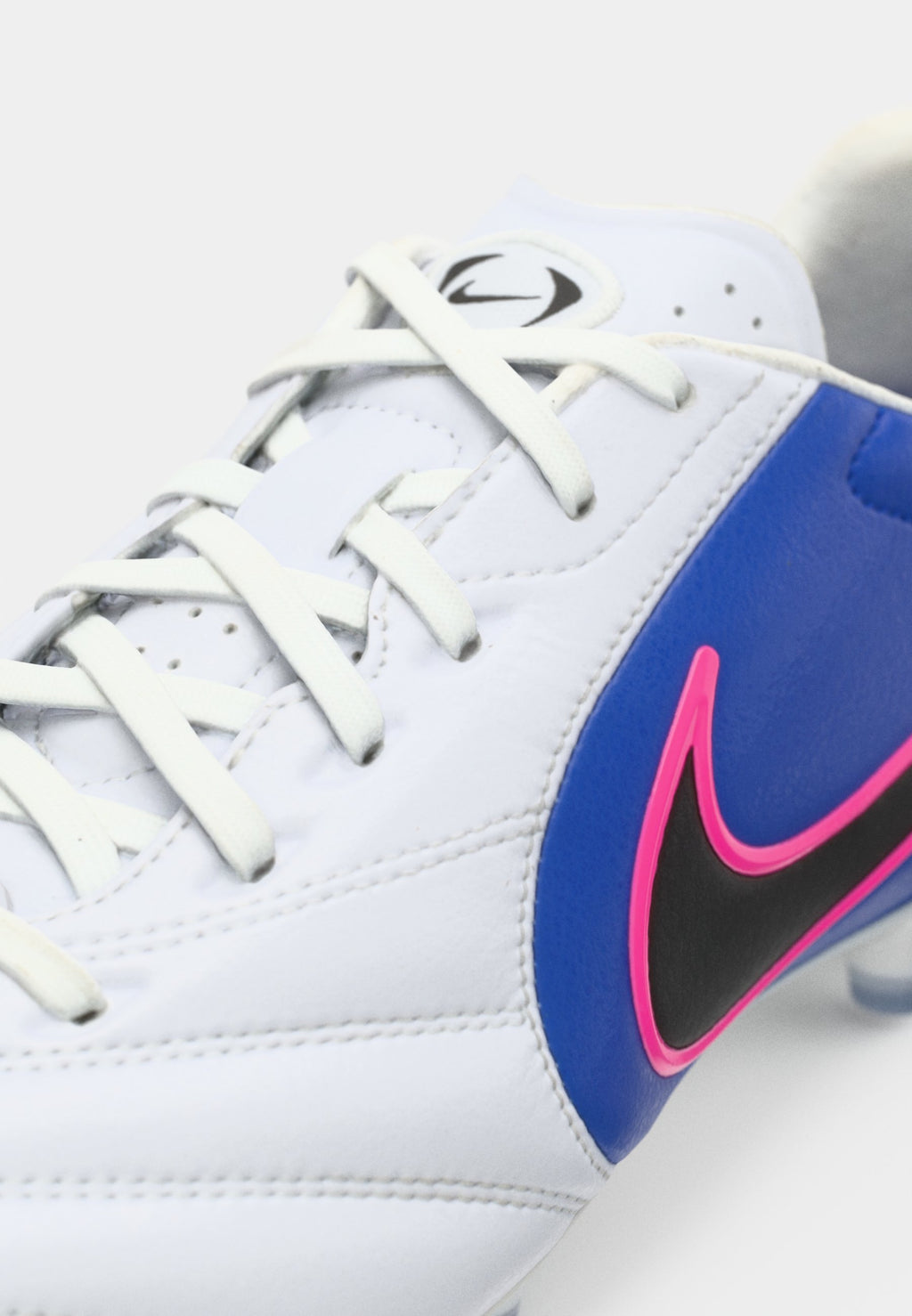 TIEMPO LIGERA PRO FG UNISEX - Firm-ground football boots - white/black/racer blue/pink blast