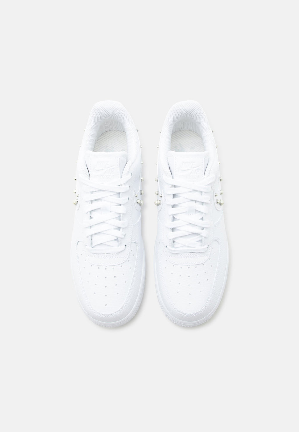 AIR FORCE 1 07 - Trainers - white/metallic silver-coloured/pure platinum-coloured