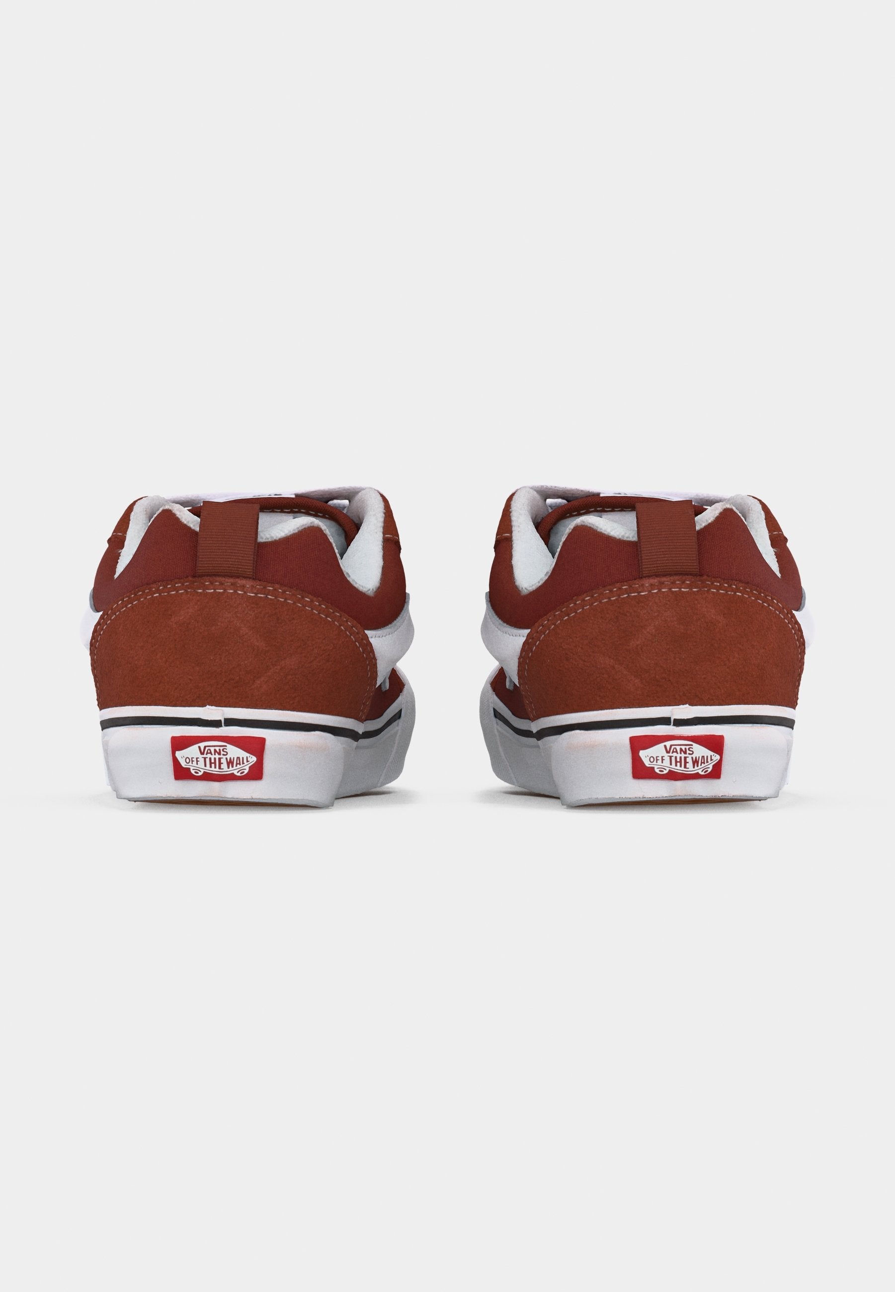 KNU SKOOL UNISEX - Skate shoes - rust bronze