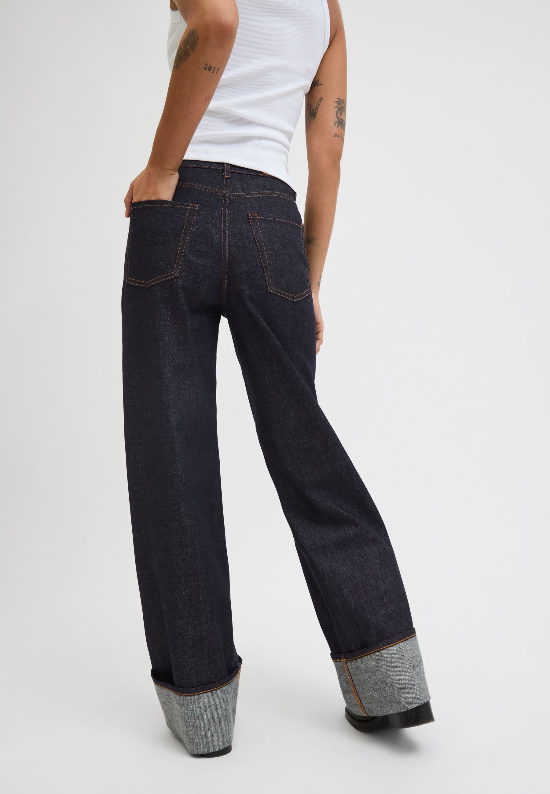 Wide-fit JXTOKYO VEGA WIDE HW FOLD UP R269 DNM - Wide Leg - dark blue denim