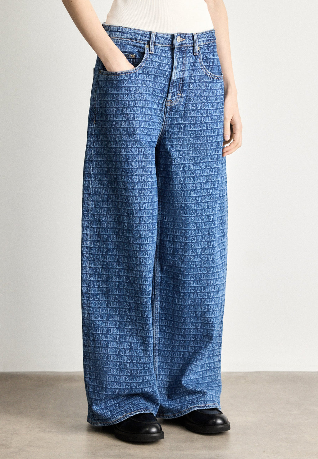 SPELL-OUT MID RISE LOOSE JEANS - Loose Jeans - denim medium