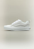 KNU SKOOL UNISEX - Skate shoes - white