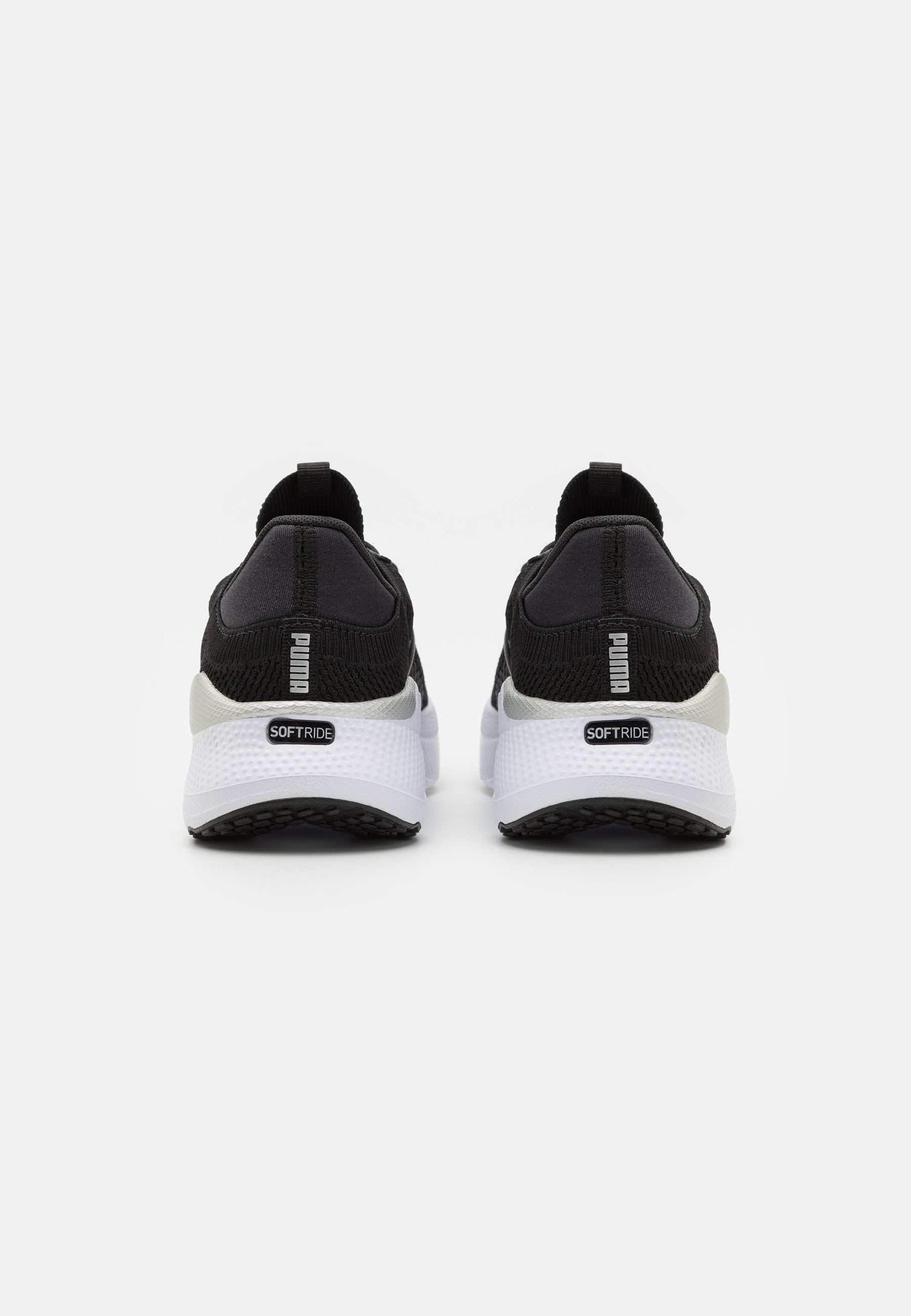 SOFTRIDE MAYVE - Training shoe - black/white