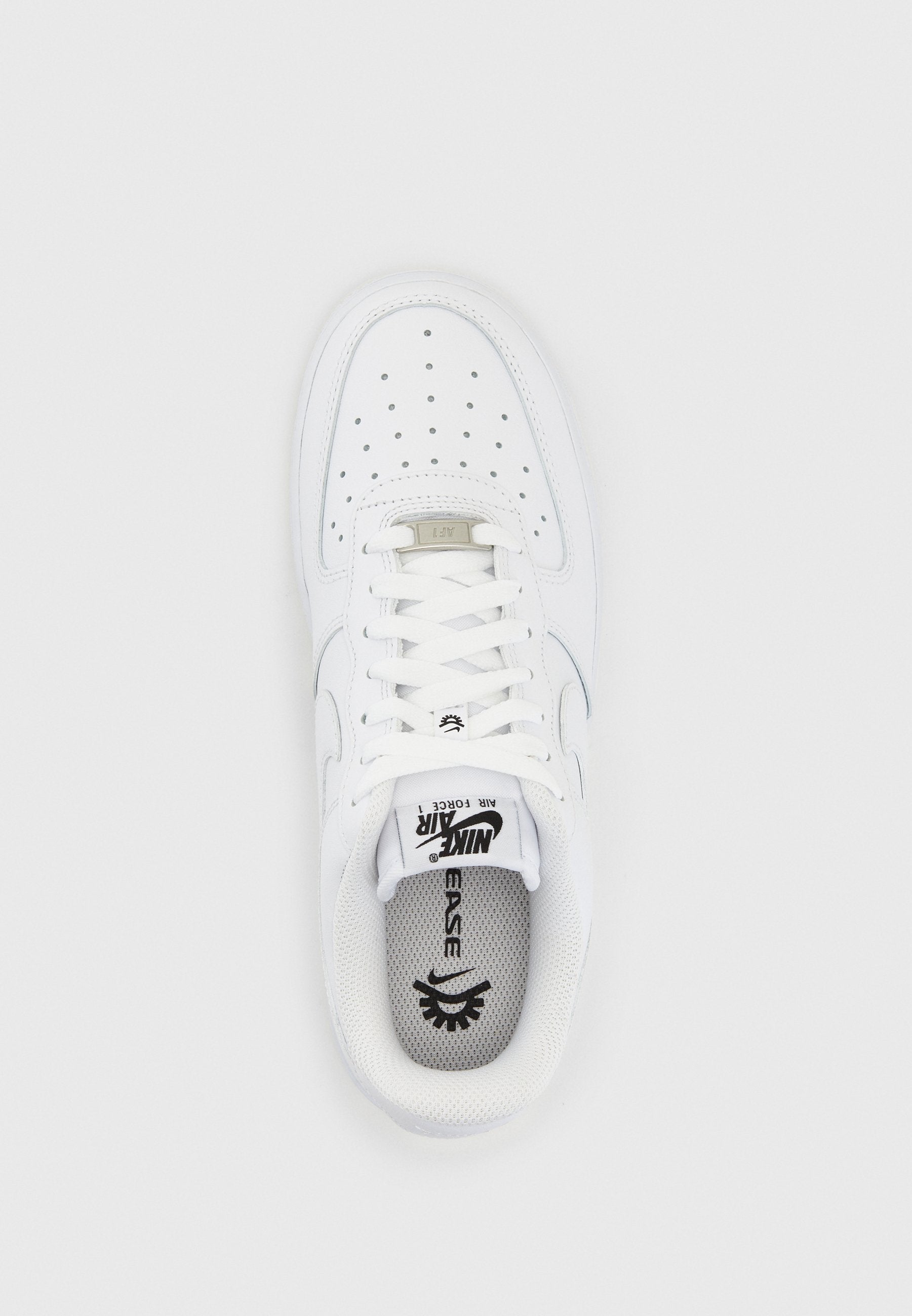 AIR FORCE 1 07 FLYEASE - Baskets - white