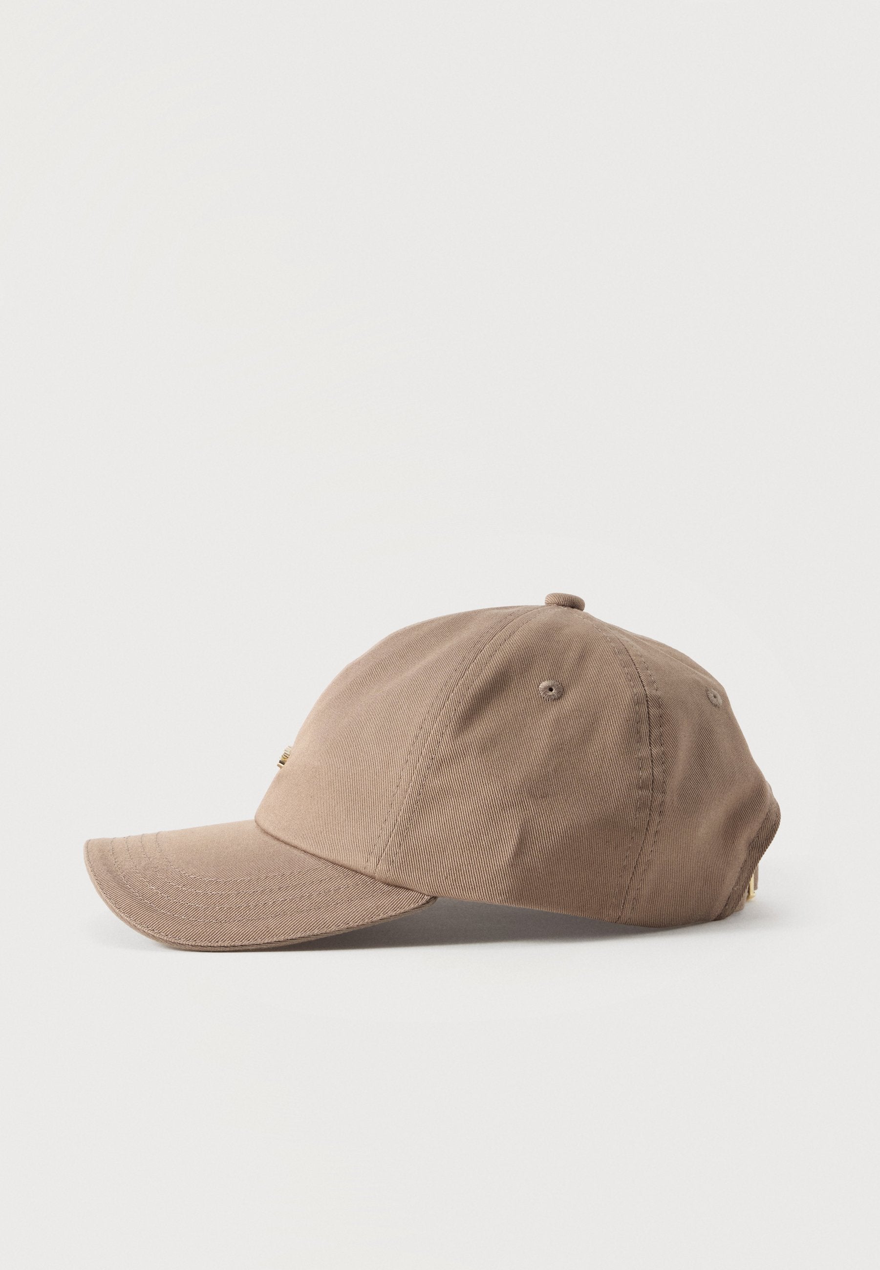 Cap - brown overflow