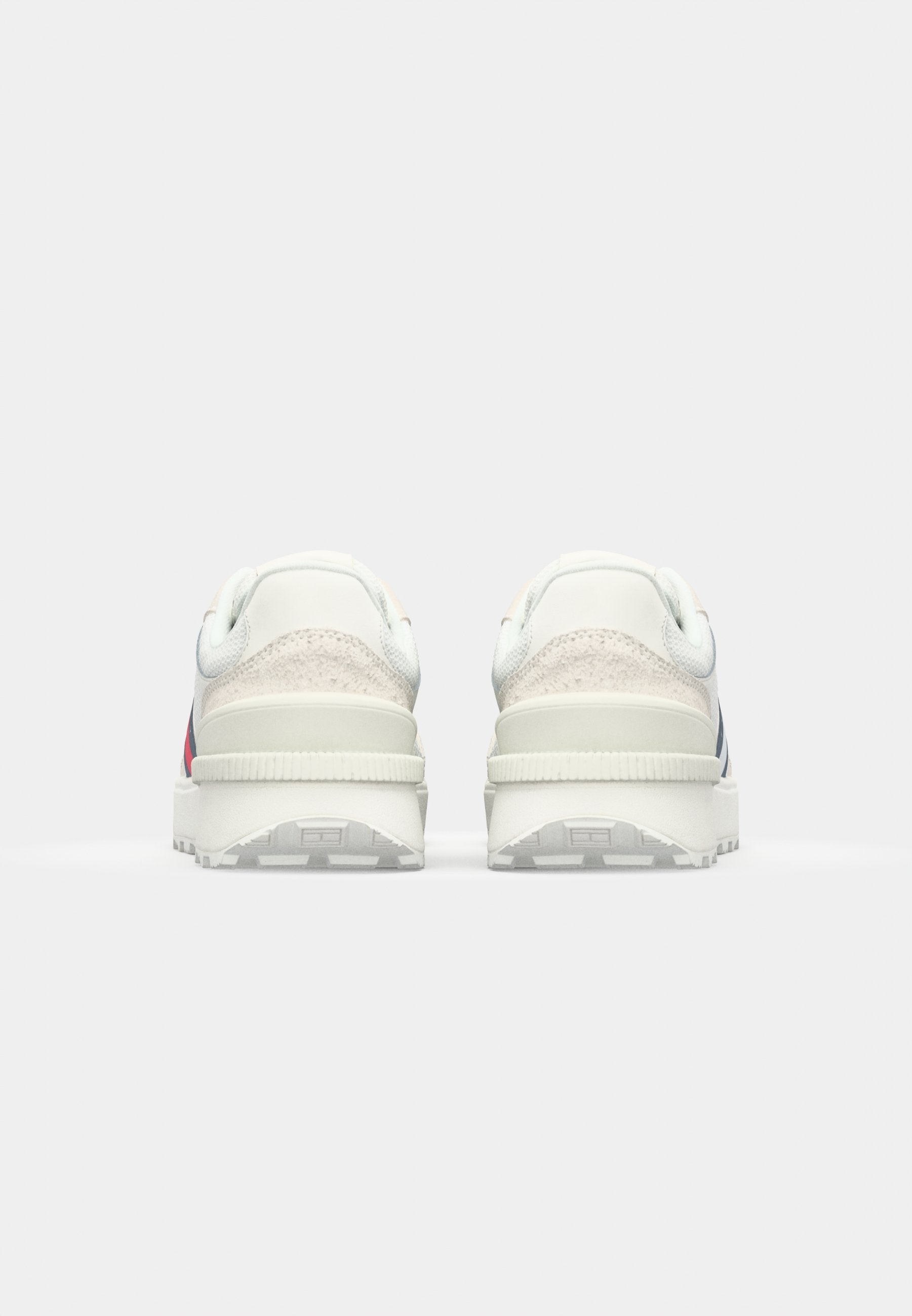 ESSENTIAL TECHNICAL MESH CLEAT TRAINERS - Trainers - ecru