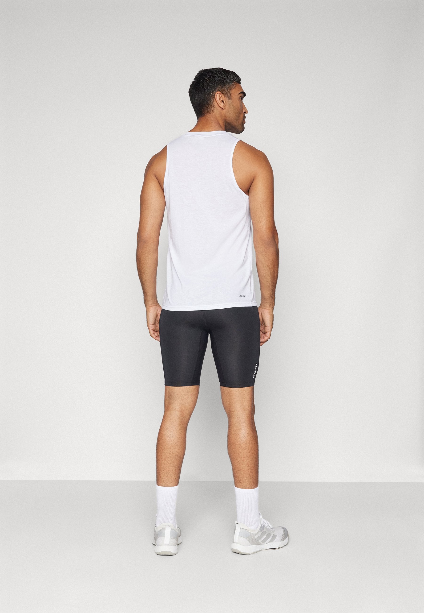 SHORT DE TRAINING À COMPRESSION TECHFIT - Legging - black
