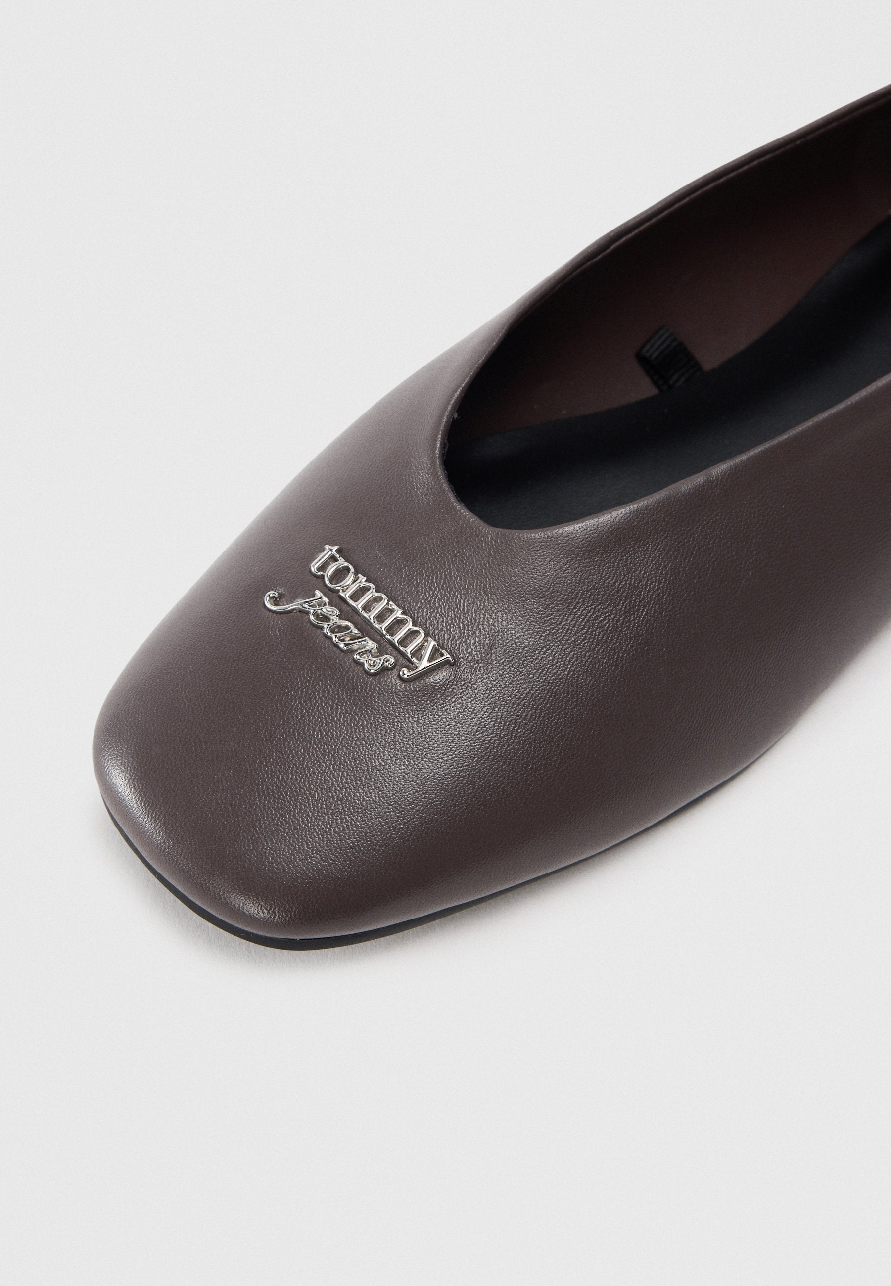 Ballet pumps - black walnut