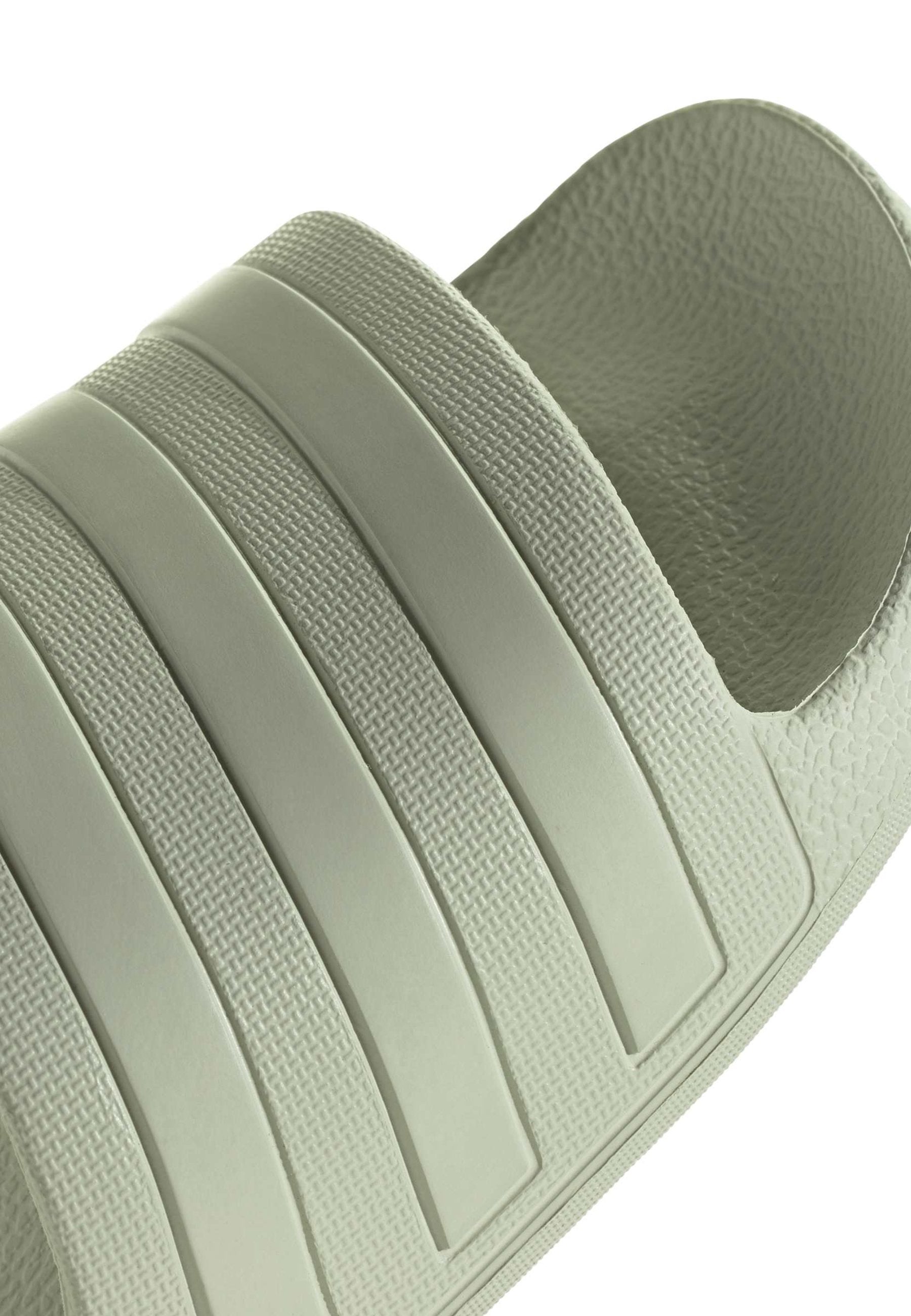 ADILETTE AQUA TERLİK - Havuz terliği - keten yeşili/keten yeşili/keten yeşili