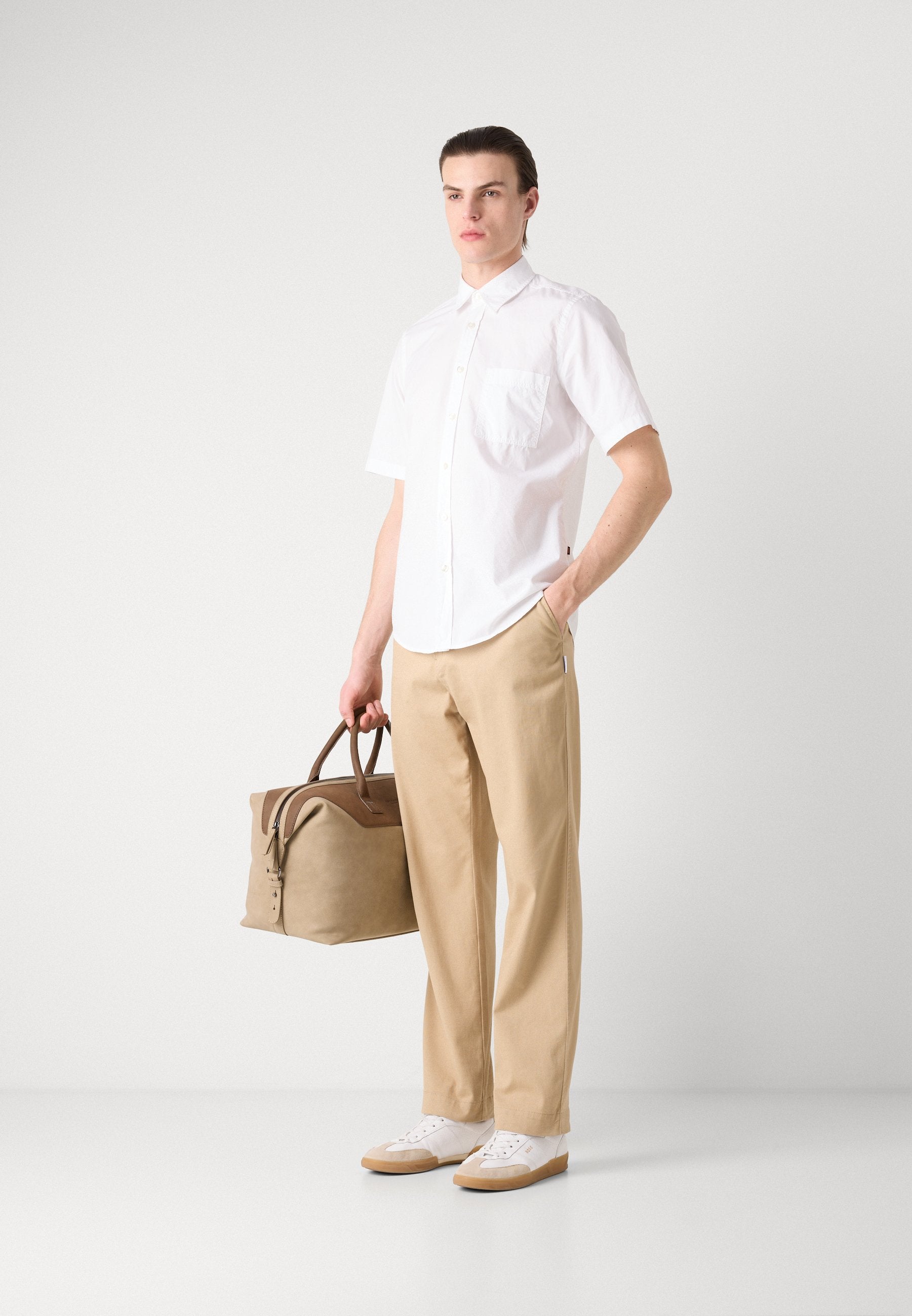 RELEGANT SHORT - Shirt - white