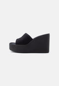 Heeled mules - triple black