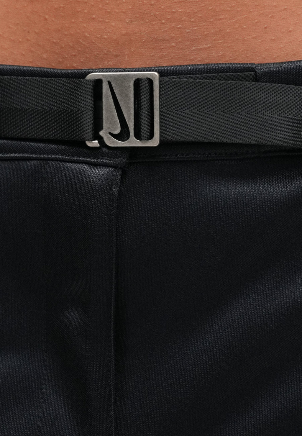 BELTED PINTUCK PANT - Trousers - black
