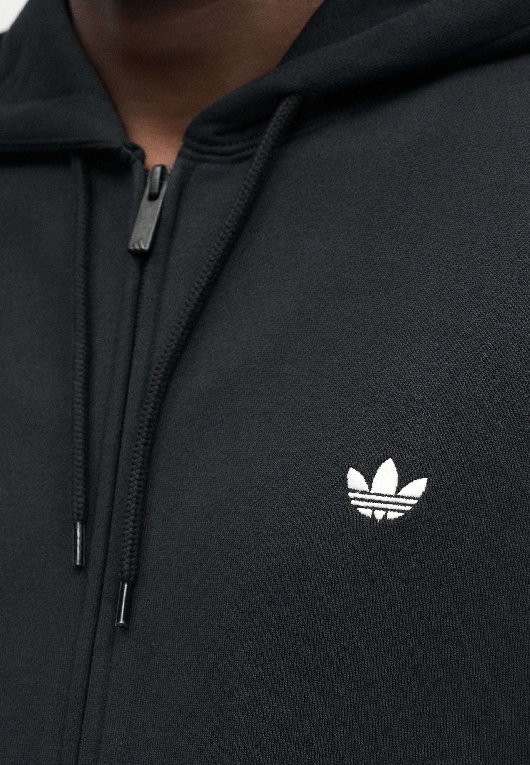 Zip-up sweatshirt - black