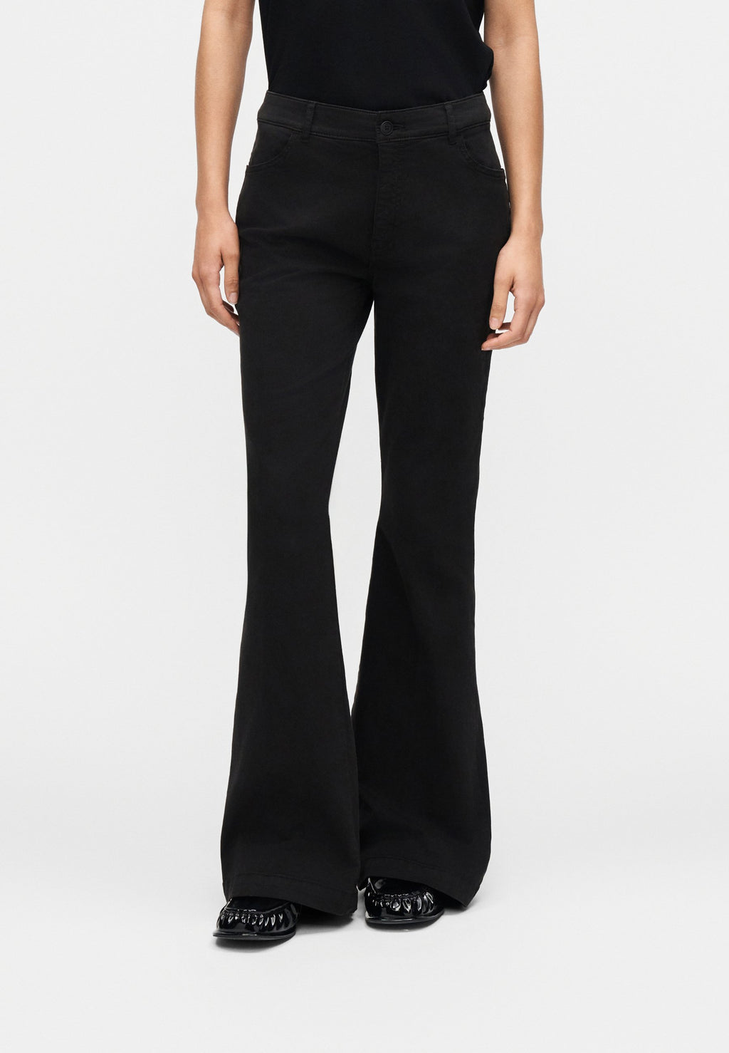 HIZAMA - Flared Jeans - black