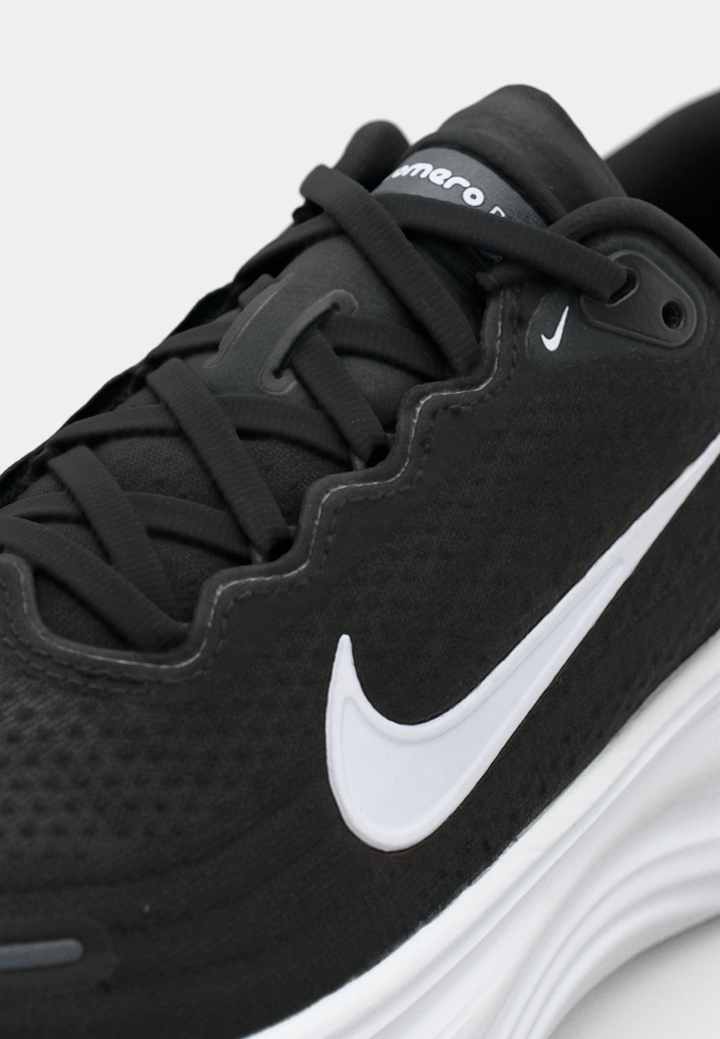 VOMERO PLUS - Road running shoes - black/white/cool grey/metallic dark grey/summit white