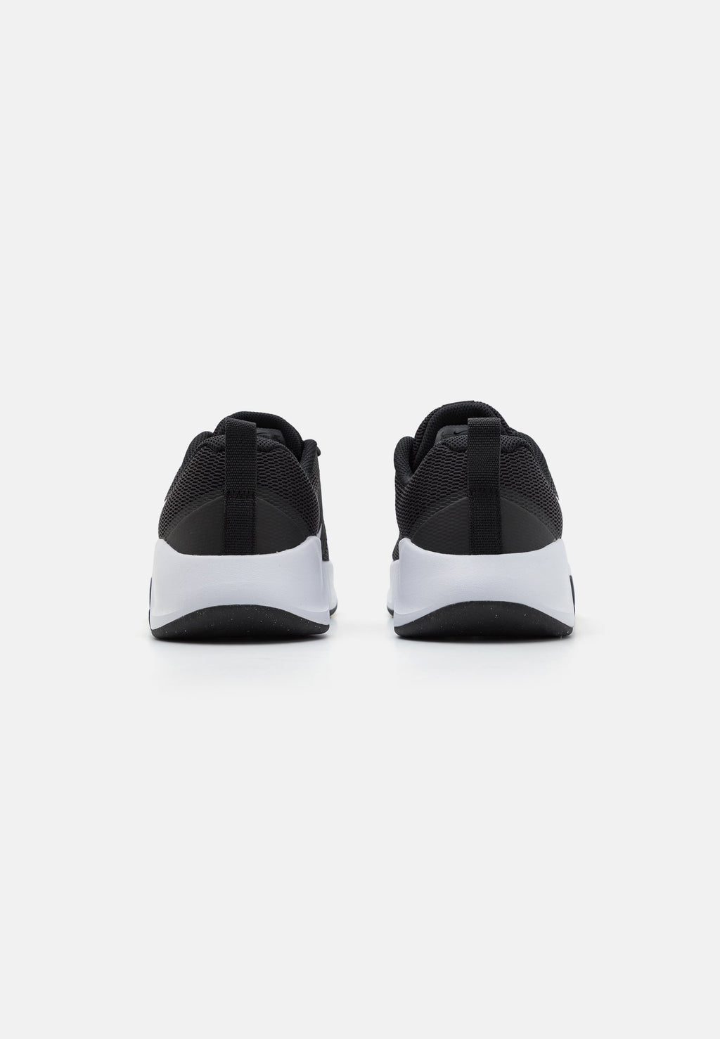 MC 3 - Training shoe - black/white