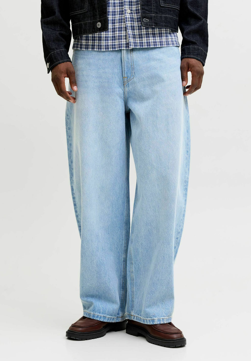 Barrel fit JJIJOEY JJCREW NS 870 ST LN - Baggy Jeans - blue denim