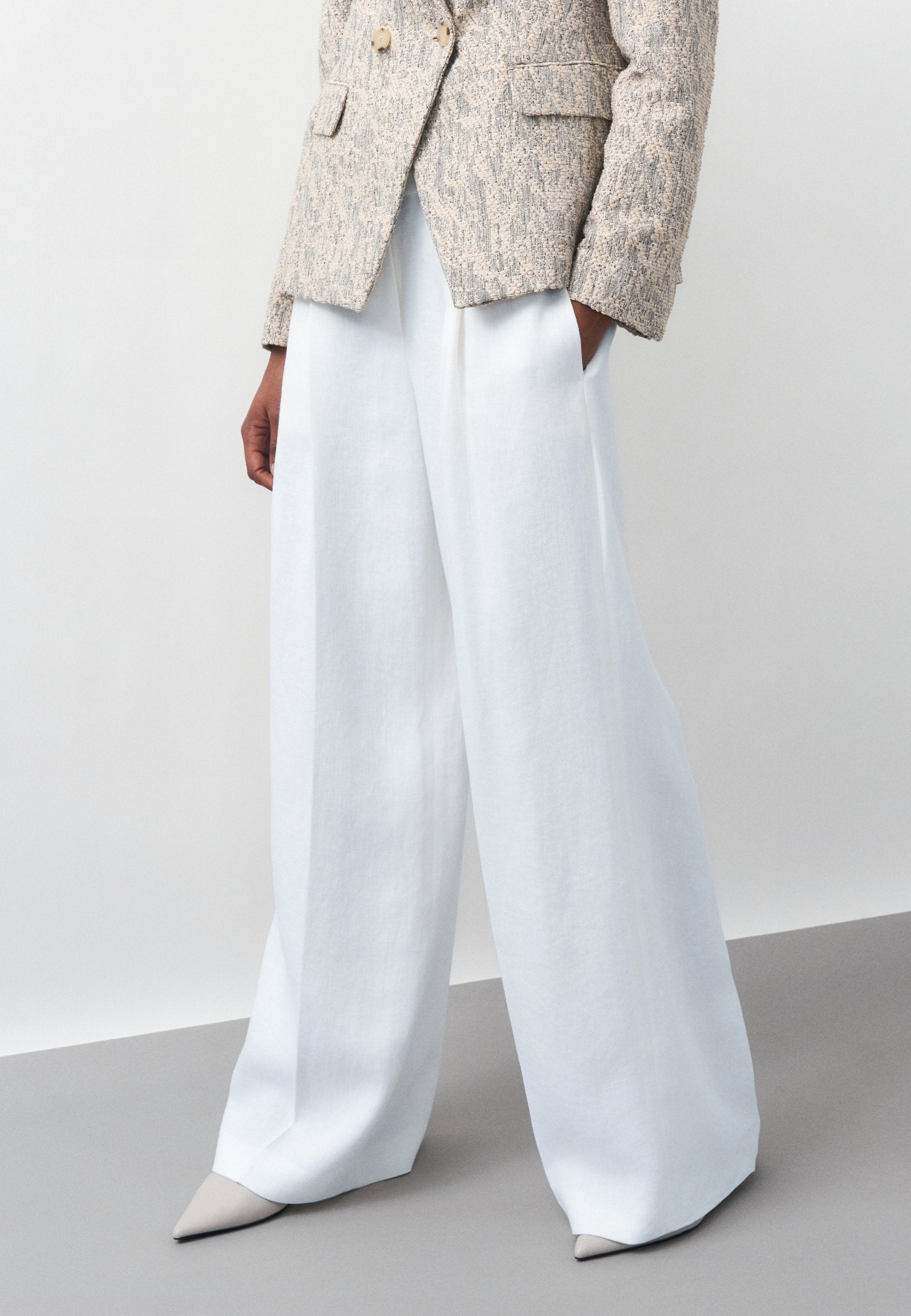TIANA - Trousers - white