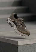 AIR MAX MOTO 2K - Trainers - ironstone/college grey/velvet brown/cave stone