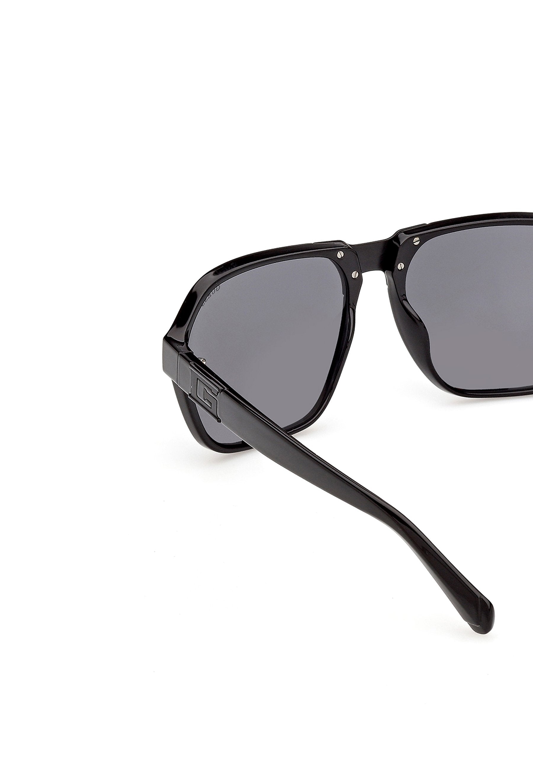 Sunglasses - shiny black