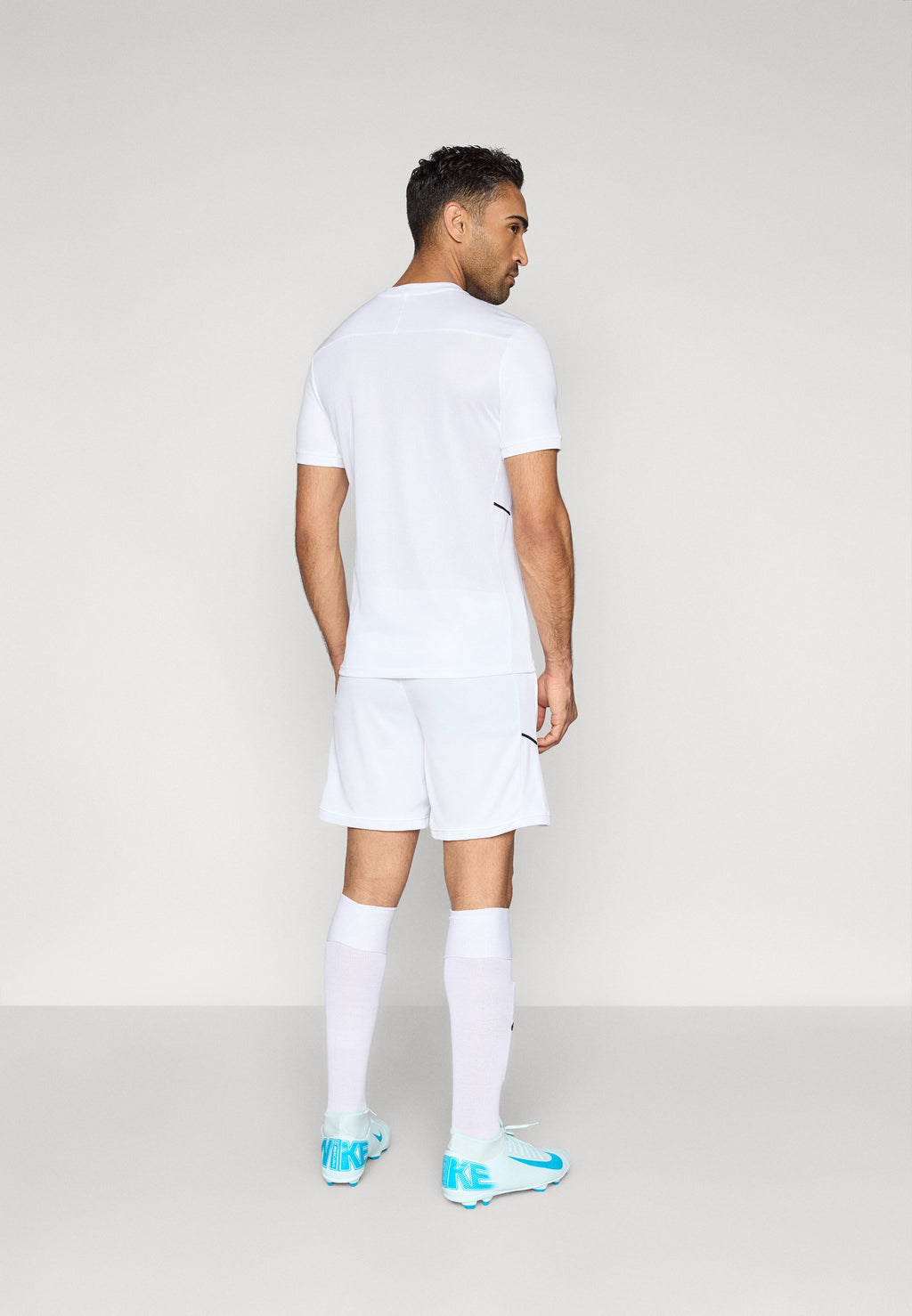 SHORT - Sports shorts - white/black