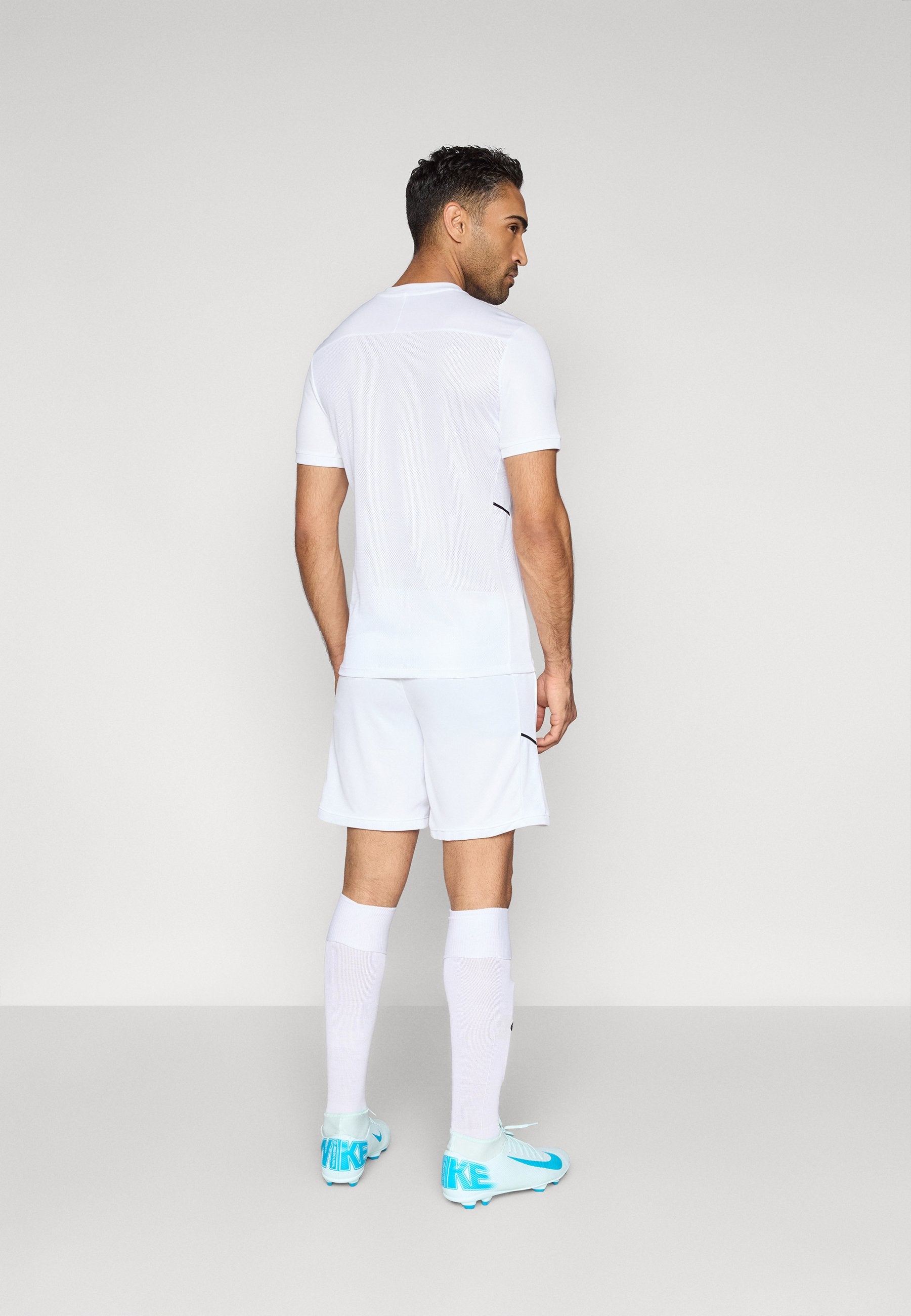 SHORT - Sports shorts - white/black