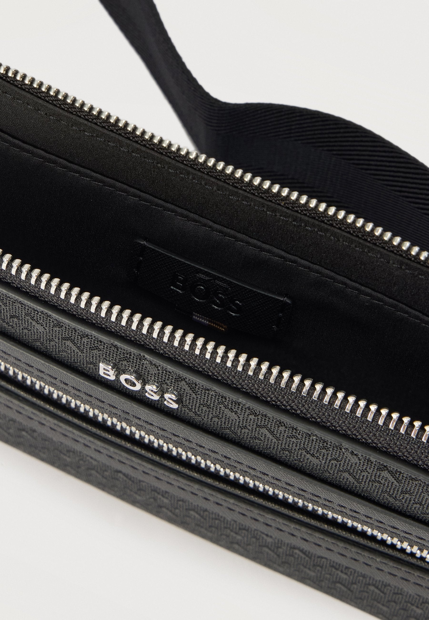 DAXTER CROSSOVER - Bum bag - black