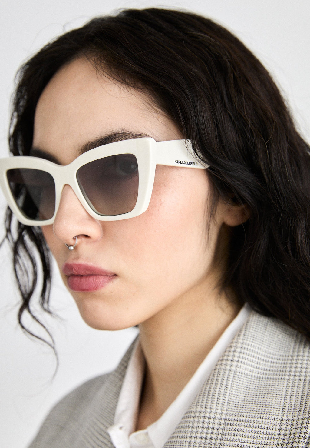 Sunglasses - white