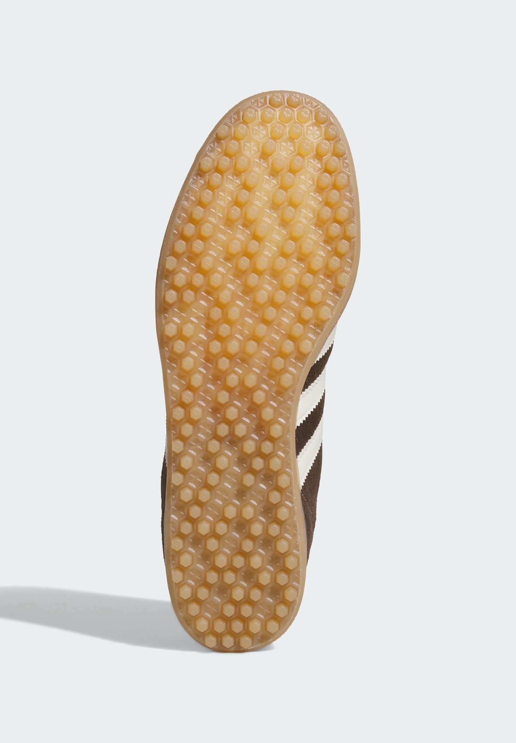 GAZELLE GOLF - Golf shoes - dark brown   chalk white   gum