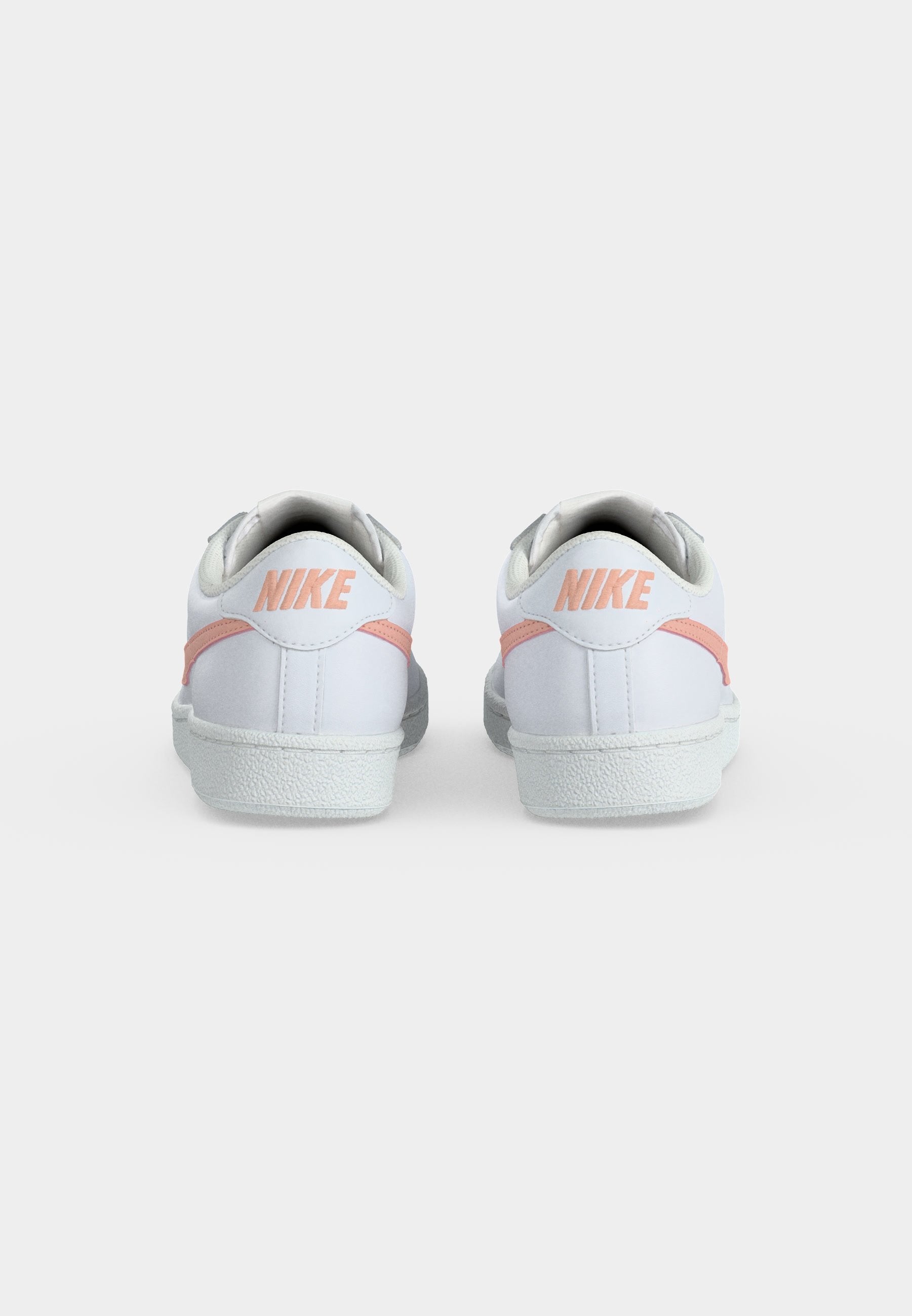 TENNIS CLASSIC - Trainers - white/arctic orange