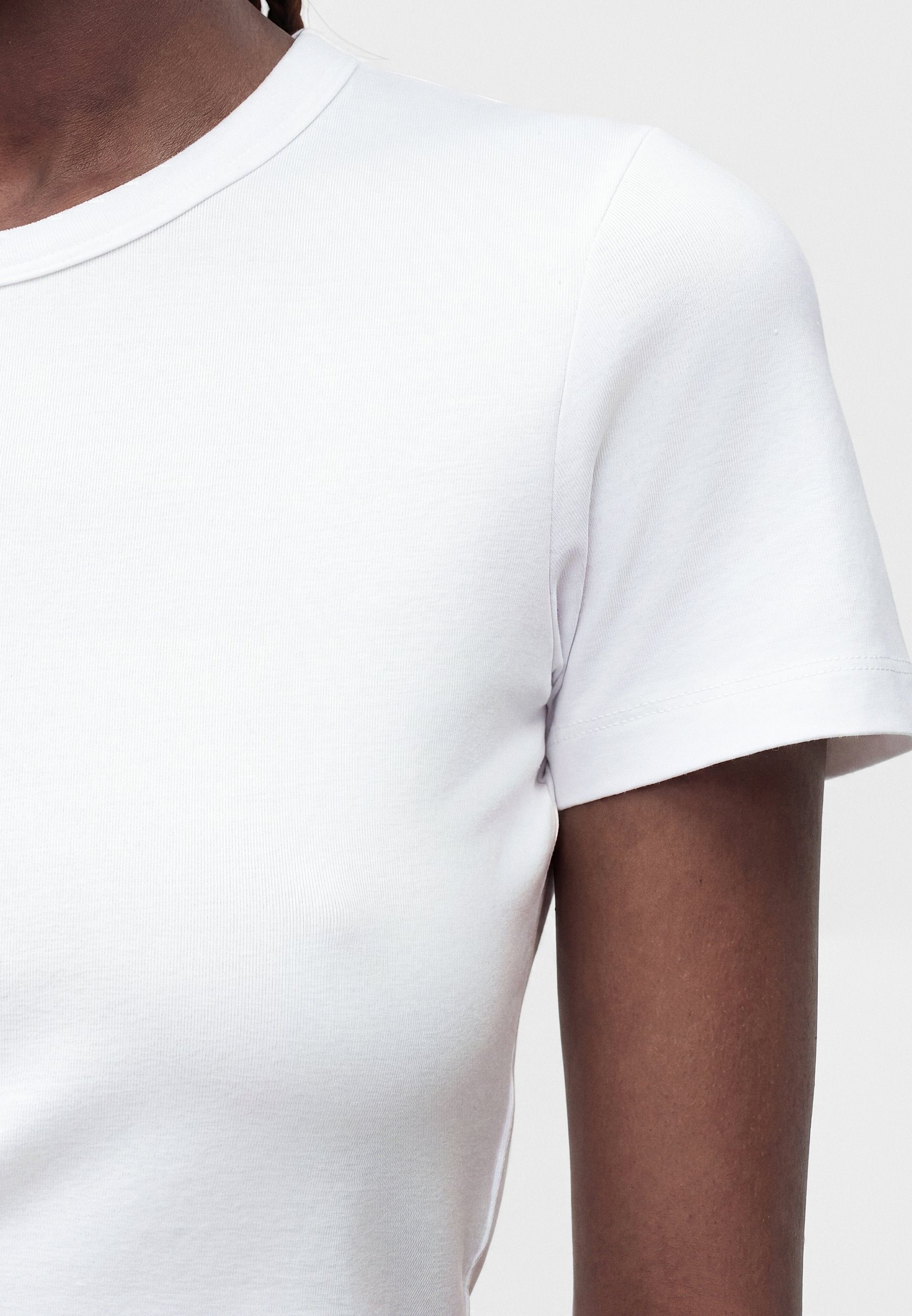 JXGIGI BABY TEE - Basic T-shirt - bright white