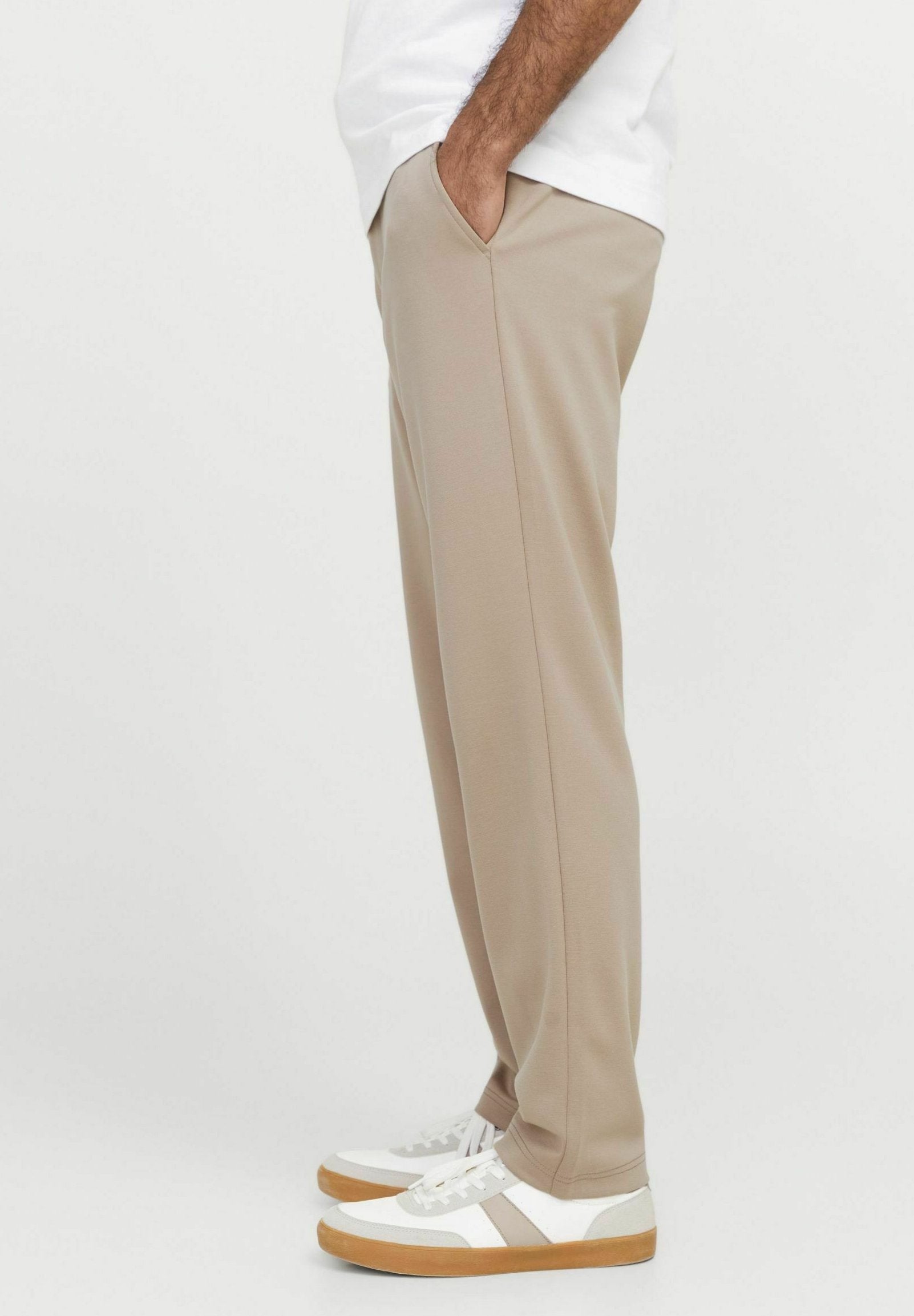 Chino Slim Fit - Trousers - crockery