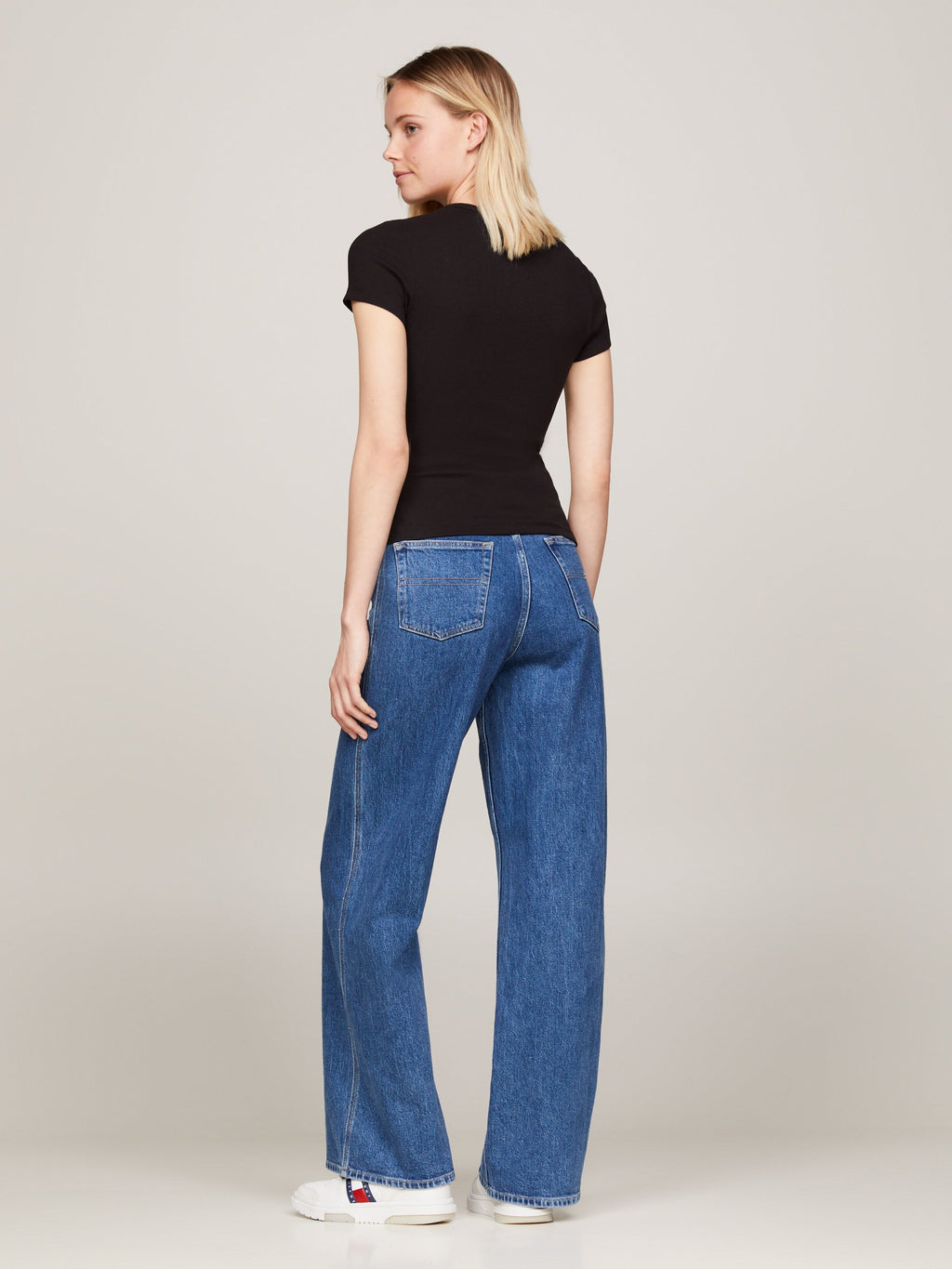 SLIM BADGE TEE - Basic T-shirt - black