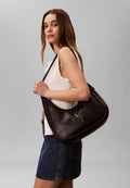 BOLD CRESCENT BAG - Handbag - black