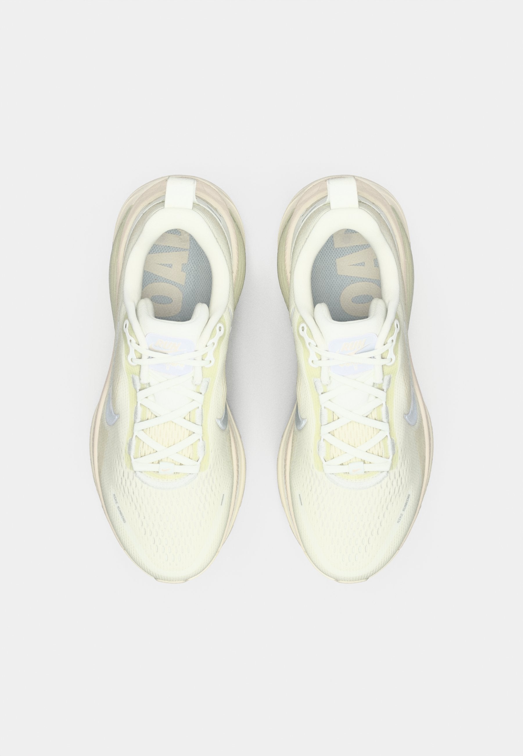 VOMERO 18 - Road running shoes - summit white/white/chalk/sea glass