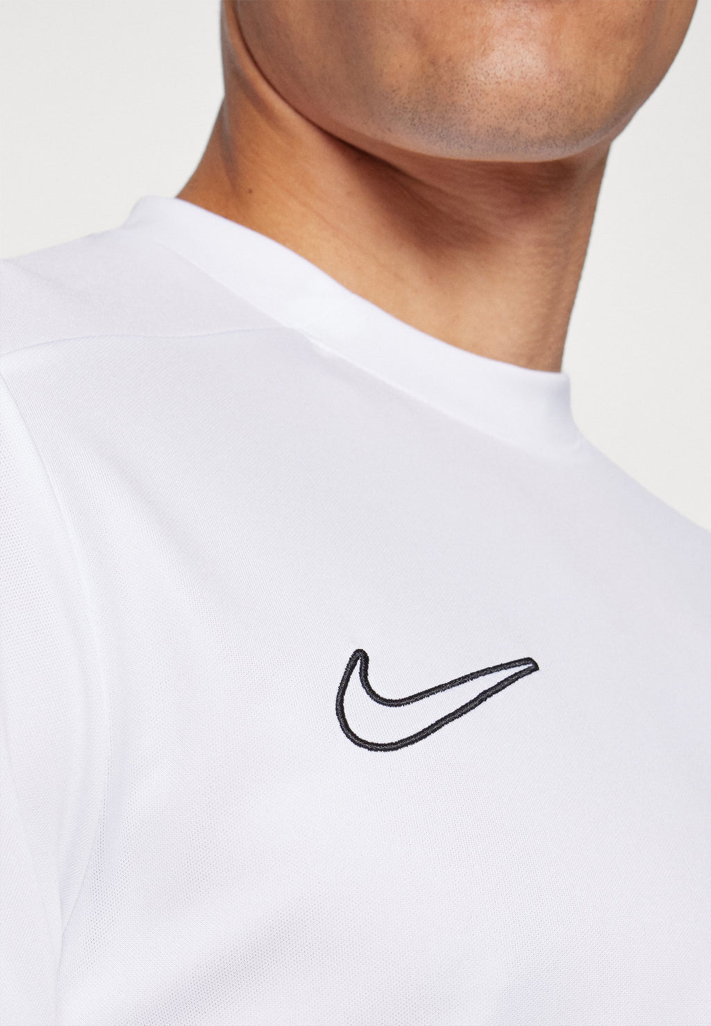 MEN'S SHORT SLEEVE SOCCER - تي شيرت رياضي - أبيض/أسود