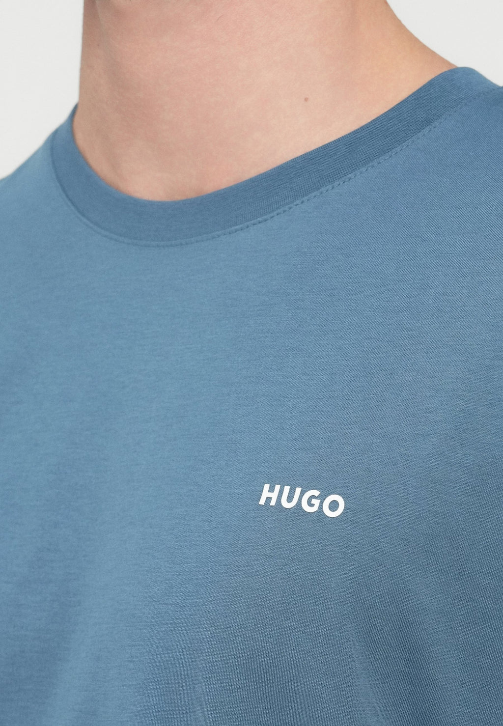 DERO - Basic T-shirt - open blue