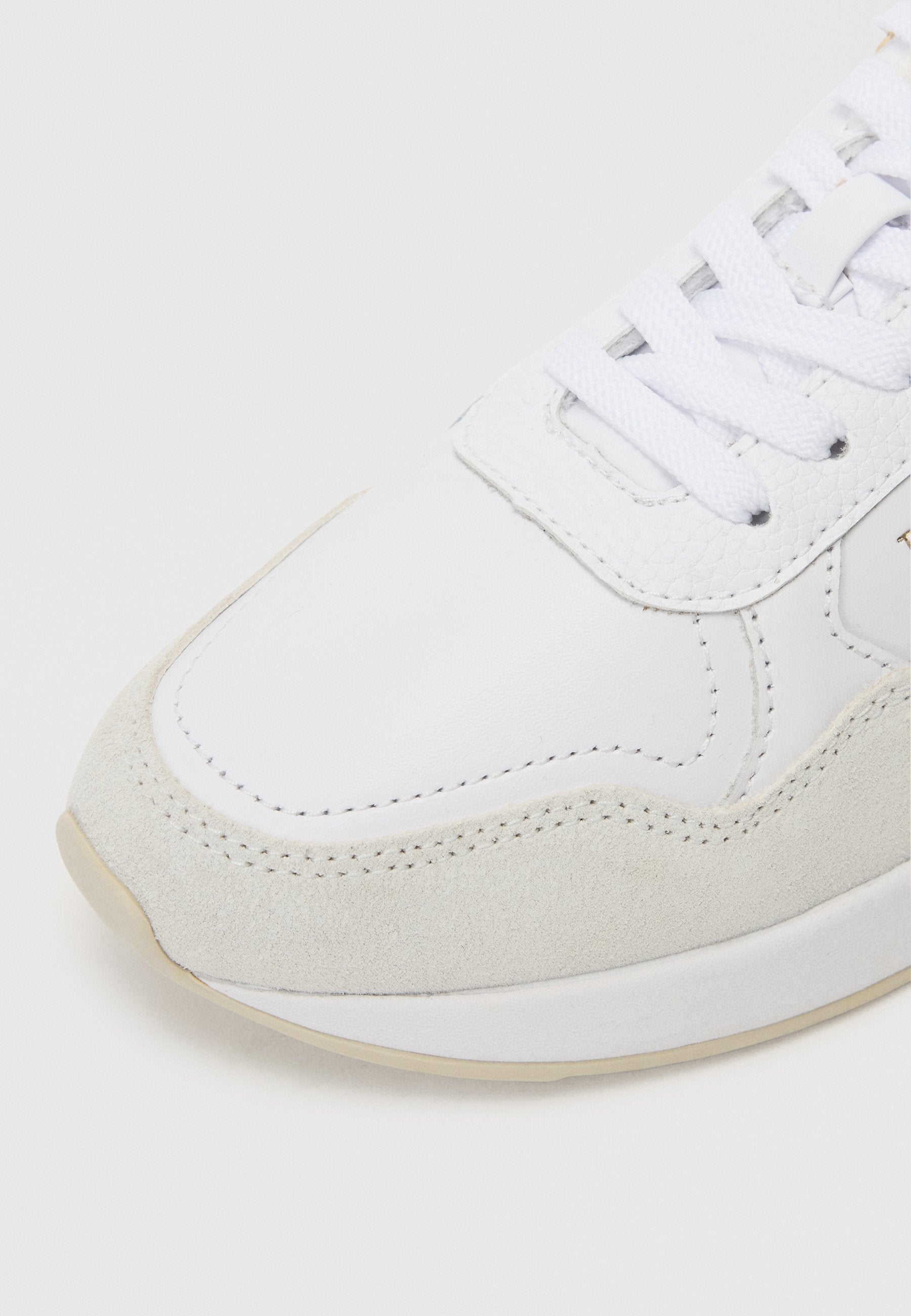 EMBOSSED TH MONOGRAM LEATHER TRAINERS - Trainers - white