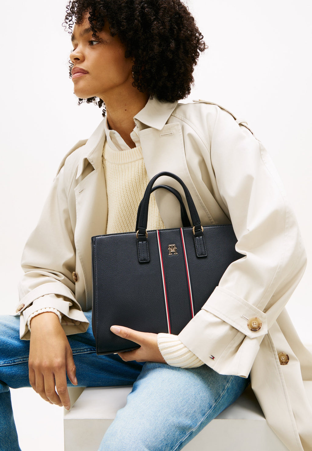 SIGNATURE CROSSBODY SATCHEL - Tote bag - space blue