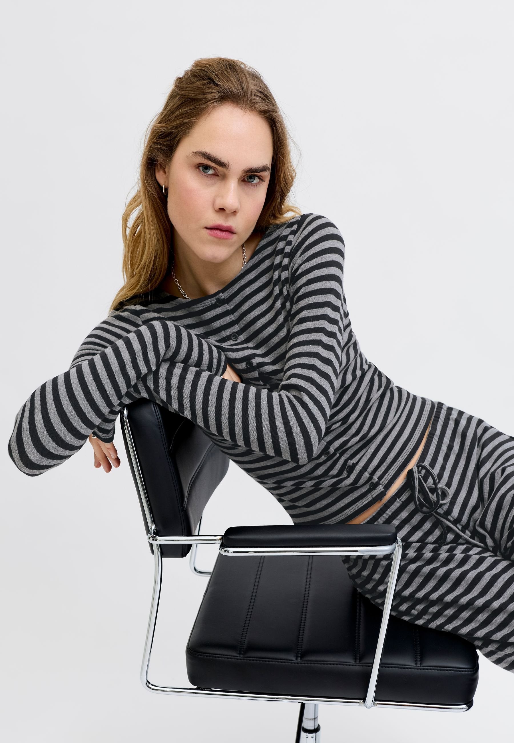 Knitted JXPAULA Knitted - Cardigan - black