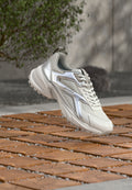 HIKE RUN - Trainers - bright white/silver-coloured