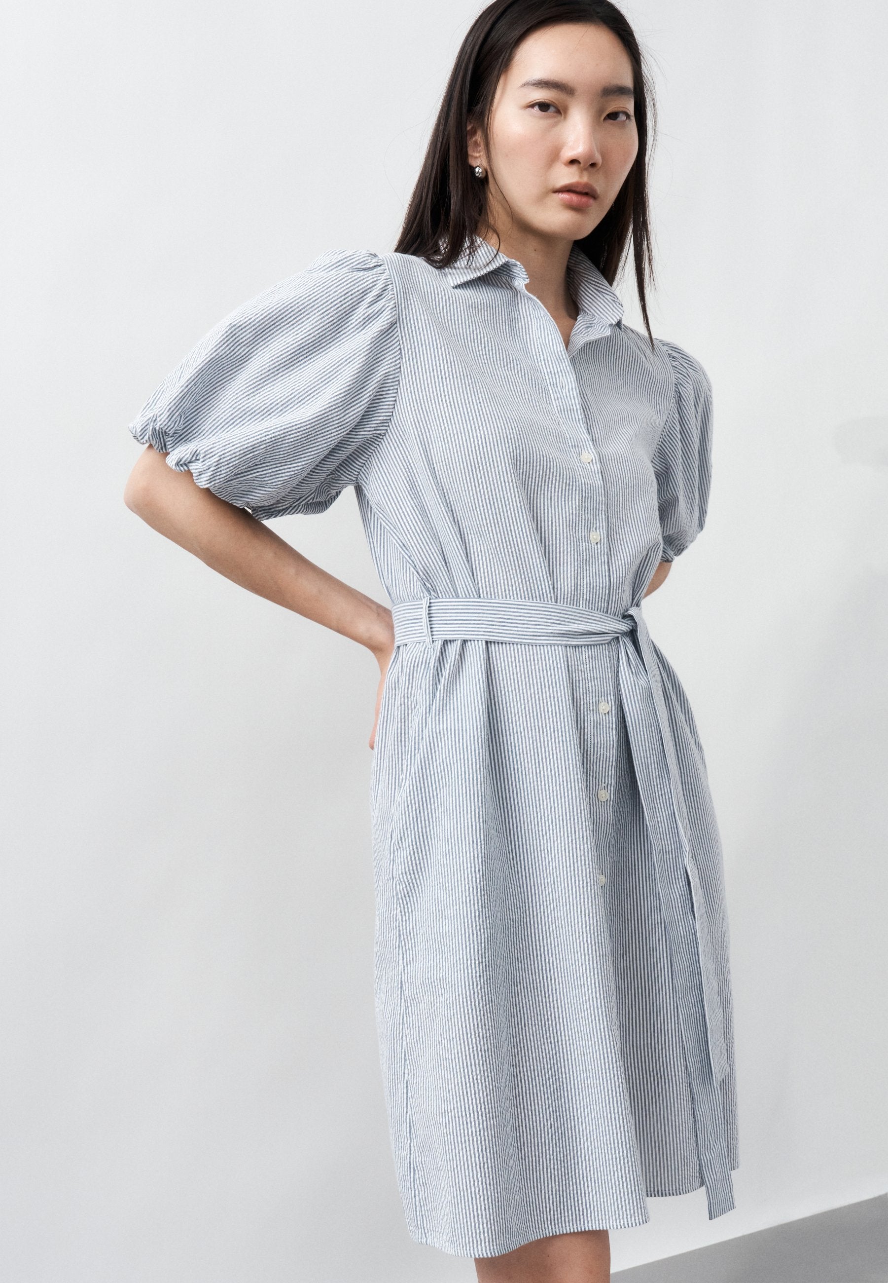 SEERSUCKER PUFF SLEEVE DRESS - Shirt dress - evening blue