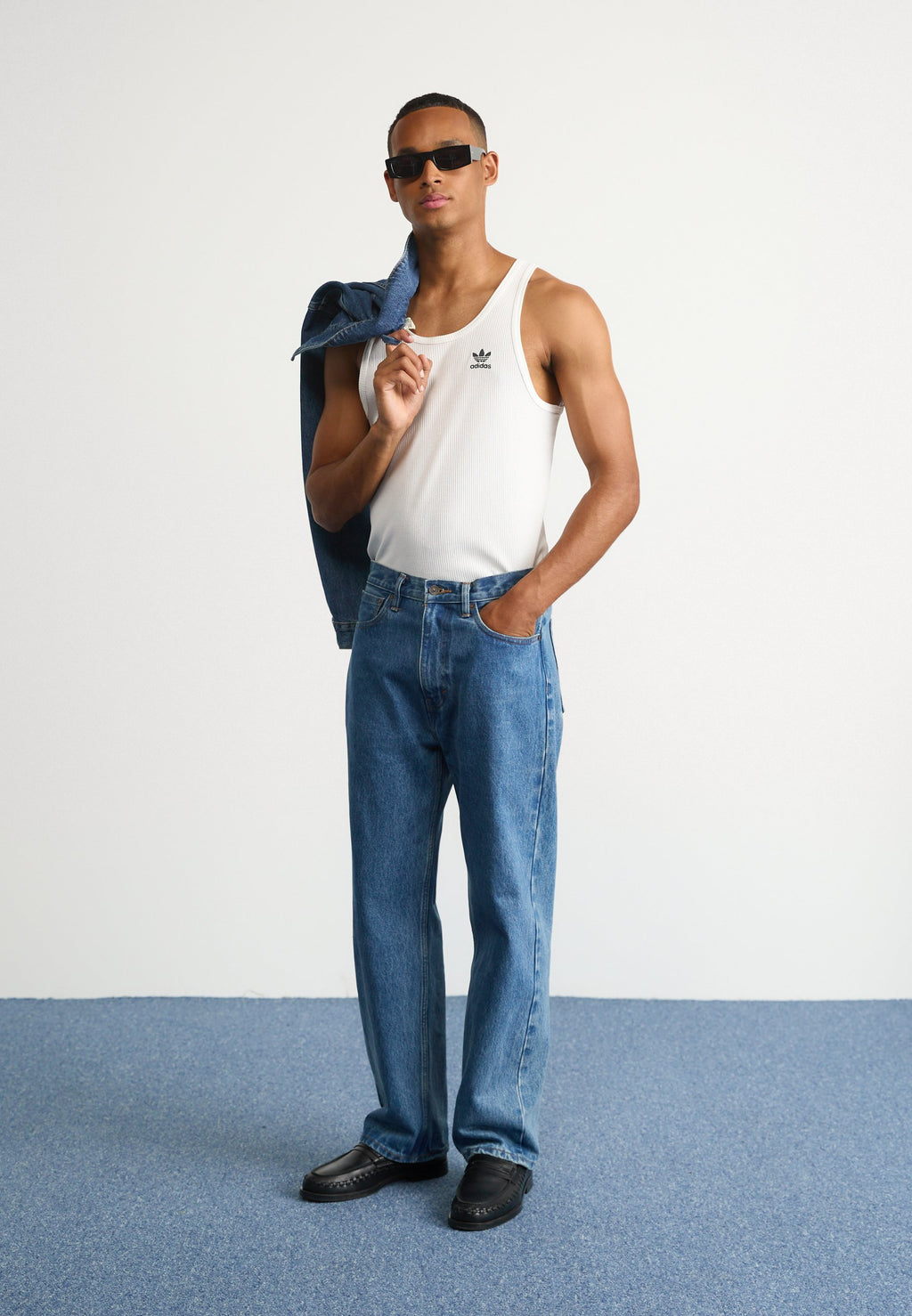 ESS TANK - Top - white